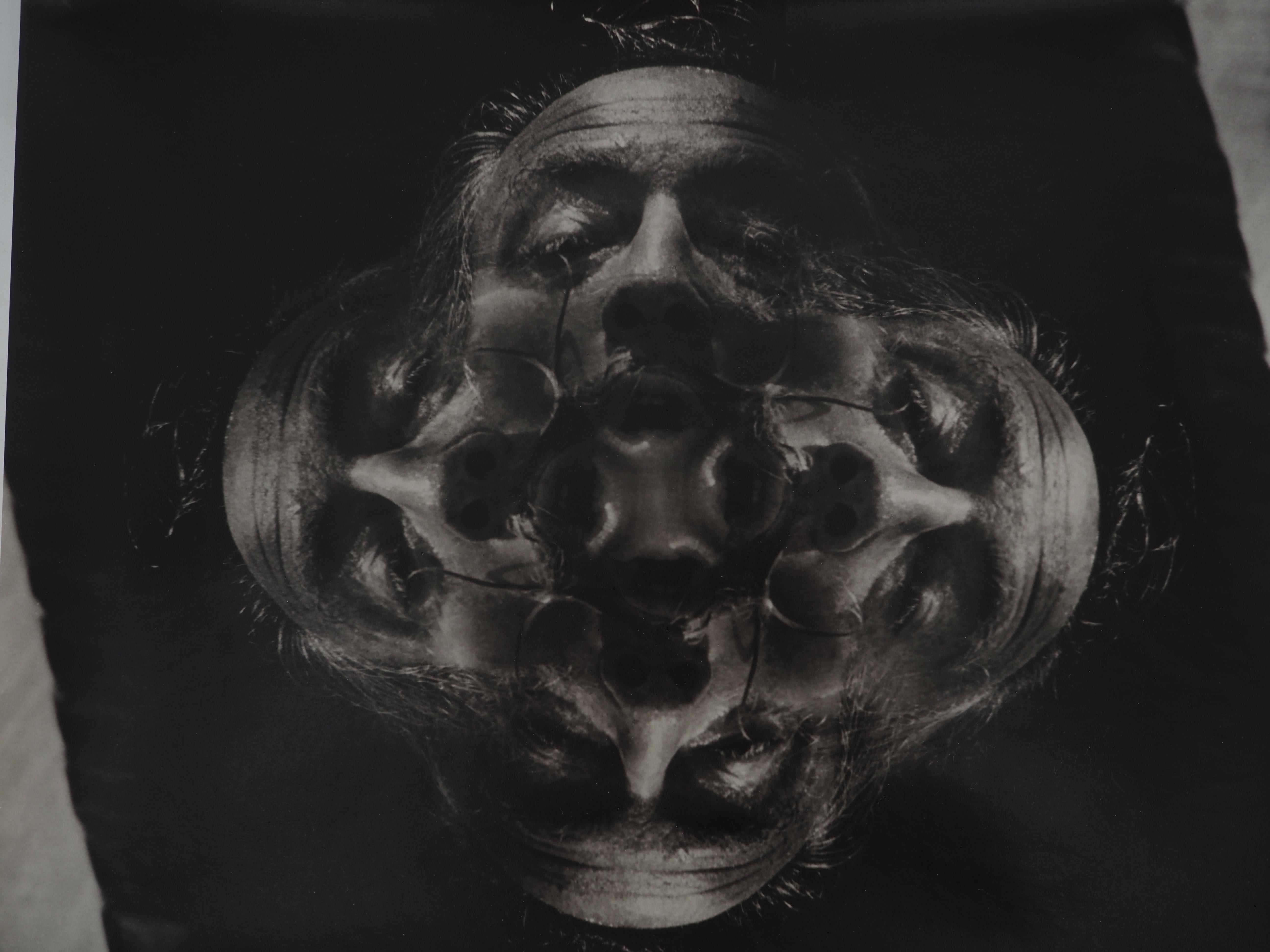 Kaléidoscope de Dalí - Photographie originale à la gélatine argentique, SIGNÉE et LTD / 50 en vente 2
