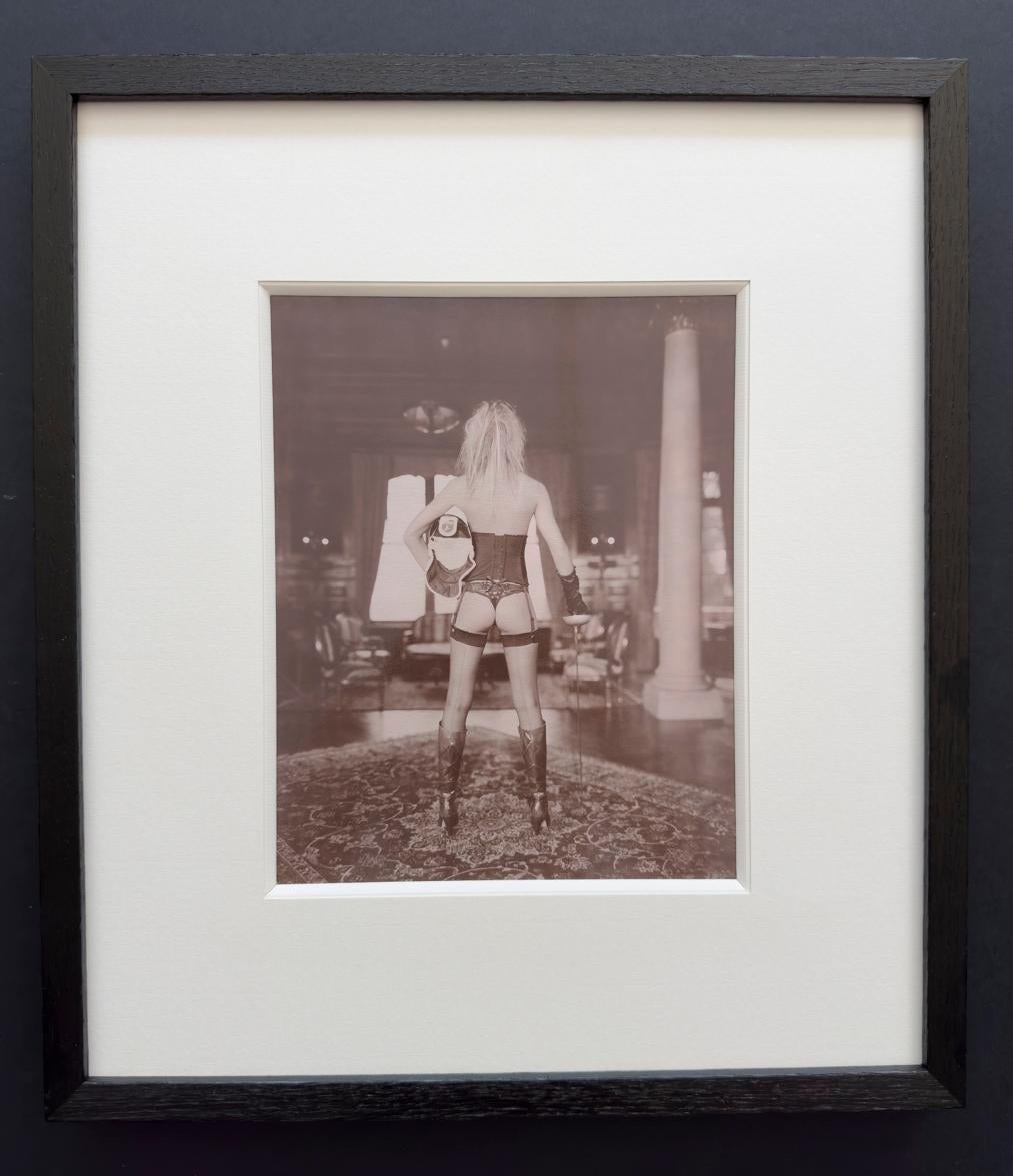 The Fencer back, Nude, Fine Art Photography - Noir Nude Photograph par Marc Lagrange