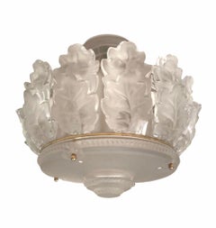 Marc Lalique Lámpara de techo "Chêne" Cristal Esmerilado Montura Dorada