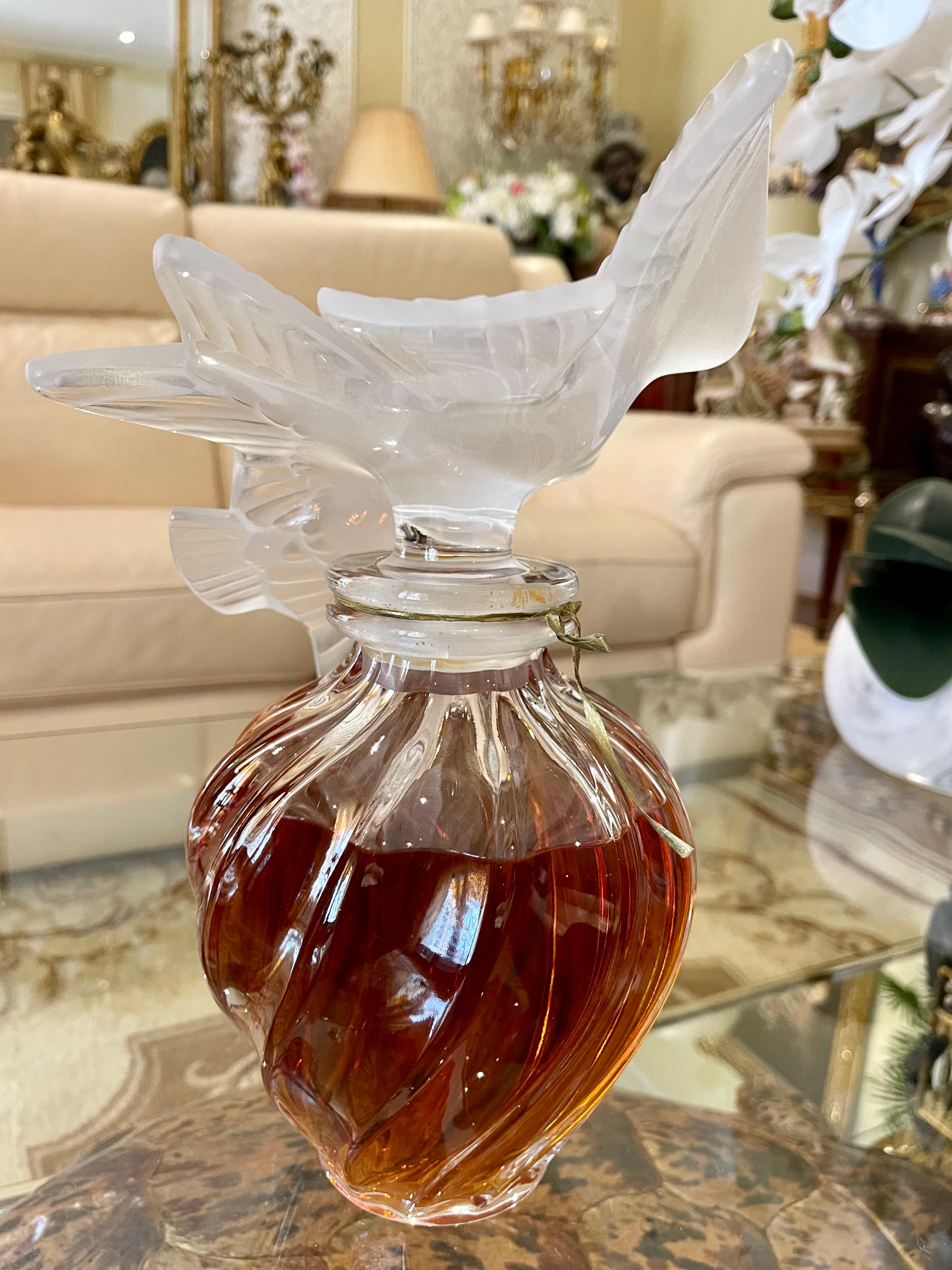 Marc Lalique & Nina Ricci - Air du Temps Bottle un Crystal circa 1948 1