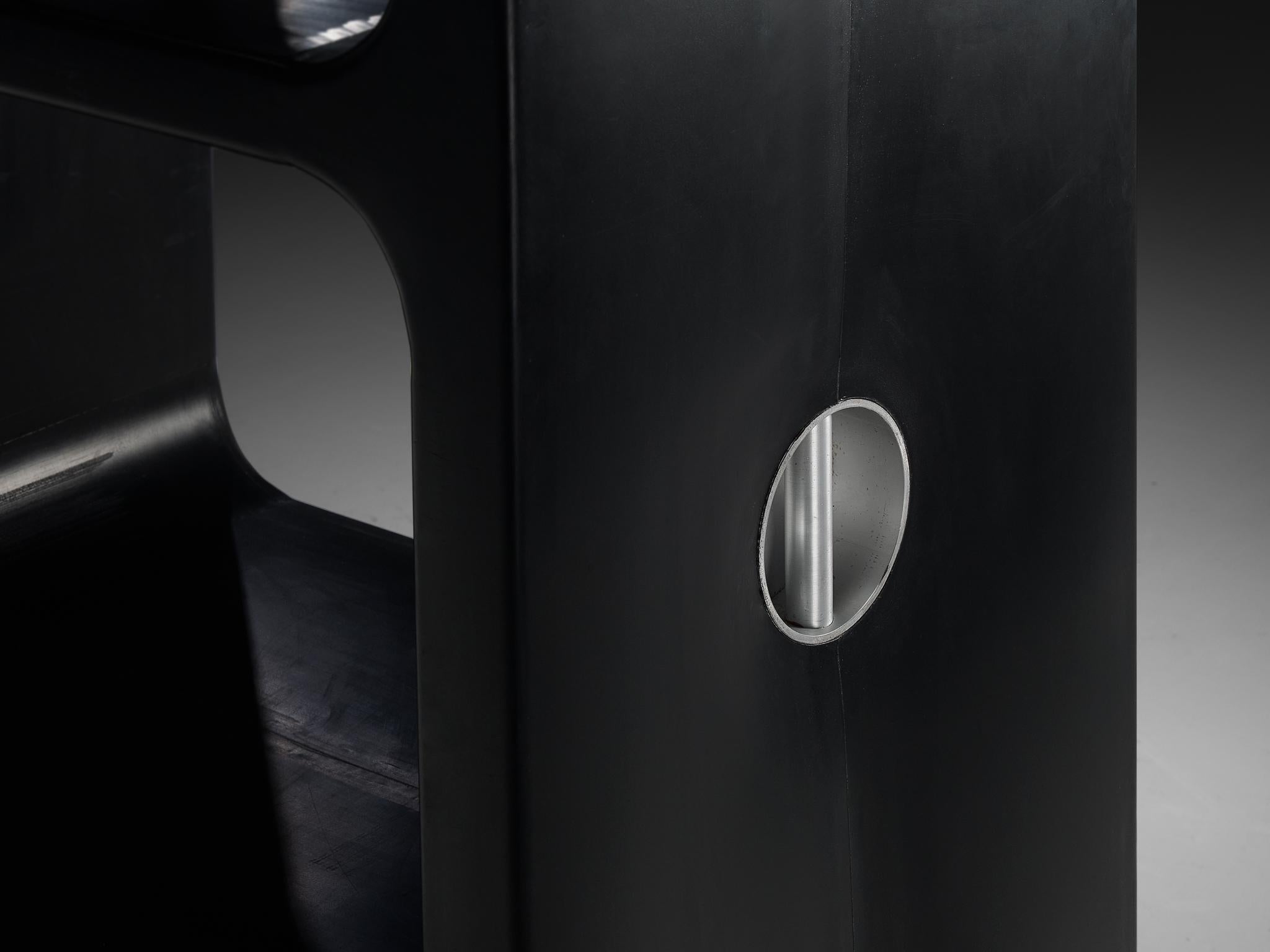 Fine XX secolo Contenitore 'Kiss the Future' di Marc Newson in polipropilene stampato nero in vendita
