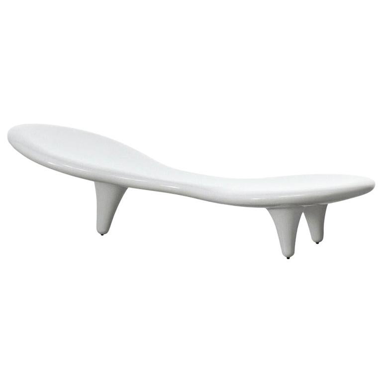 Chaise longue Orgone de Marc Newson en fibre de verre blanche brillante pour Cappellini en vente