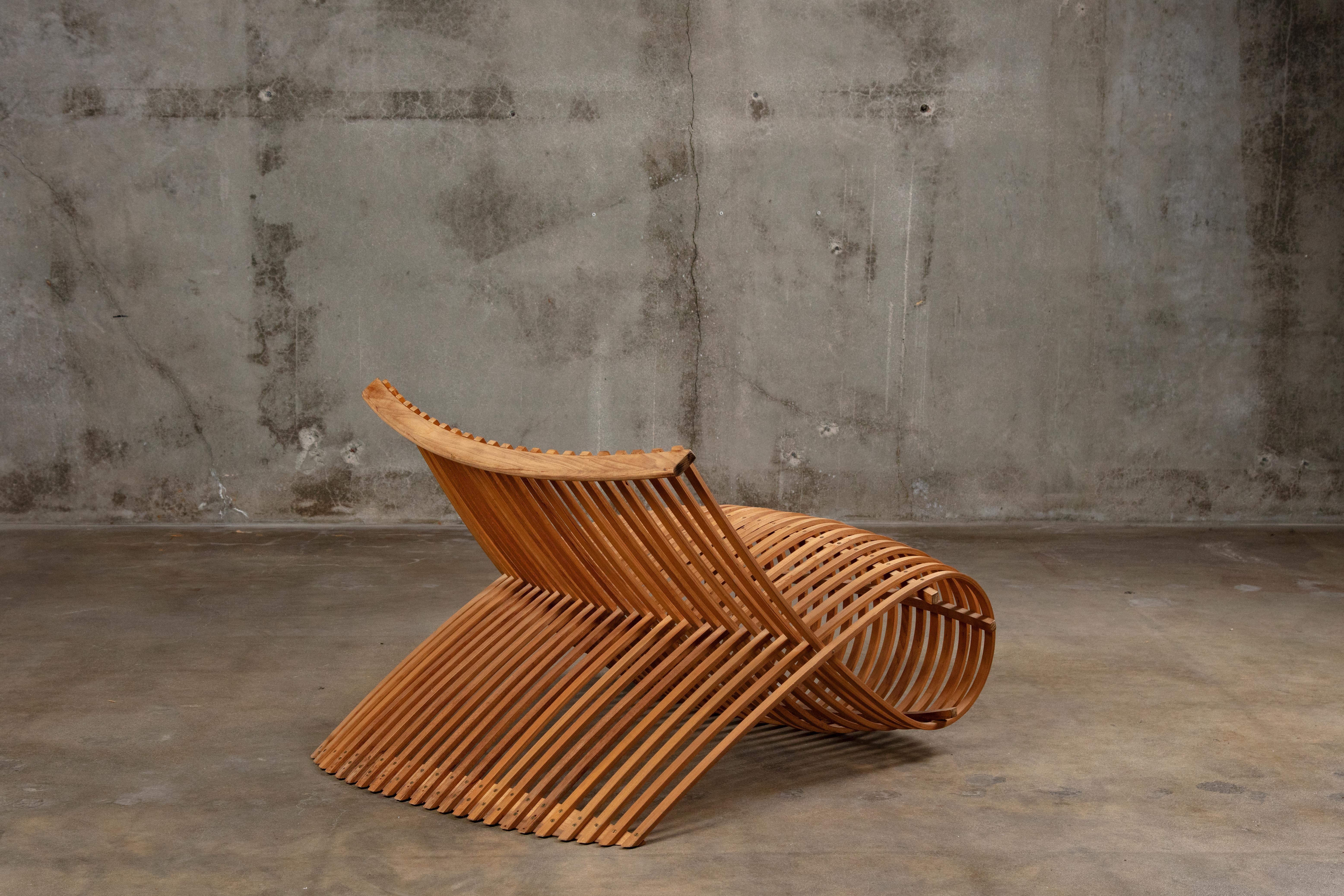 wood slat lounge chair