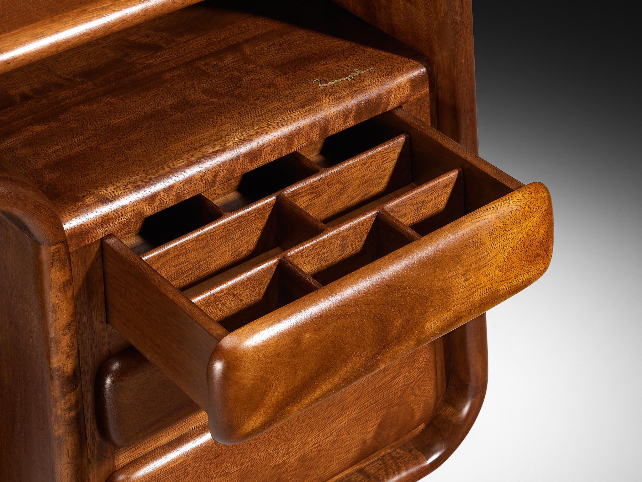 Bureau autoportant Marc van Rampelberg en Iroko massif 2