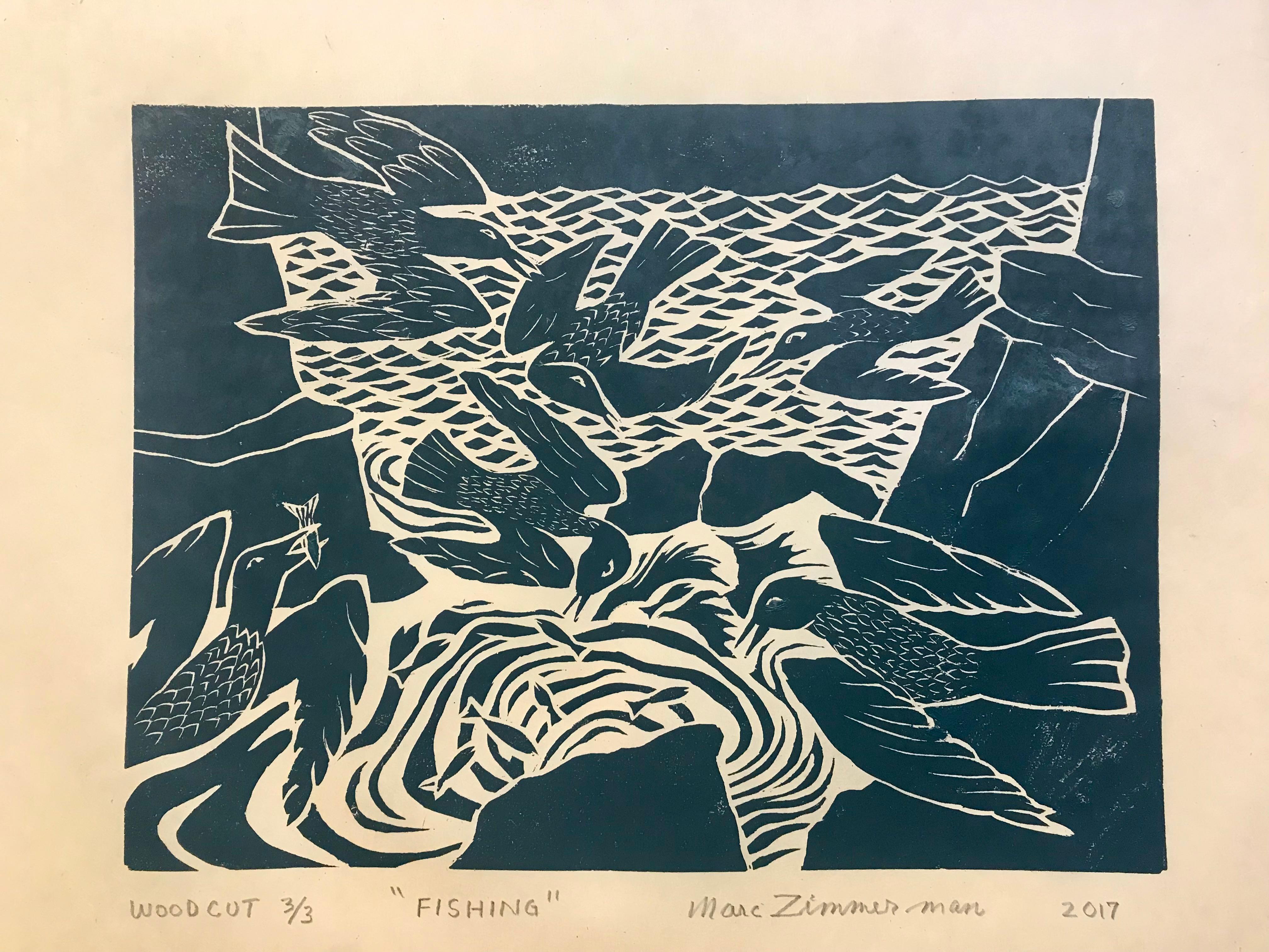 Schwarze Tinte auf chamoisfarbenem japanischem Reispapier. Dieses Bild entstand bei der Beobachtung von Seevögeln auf Kauai, Hawaii, die entlang der Klippen an der Nordküste aufsteigen und im Meer nach Fischen tauchen.

Fischen – Tierdruck –