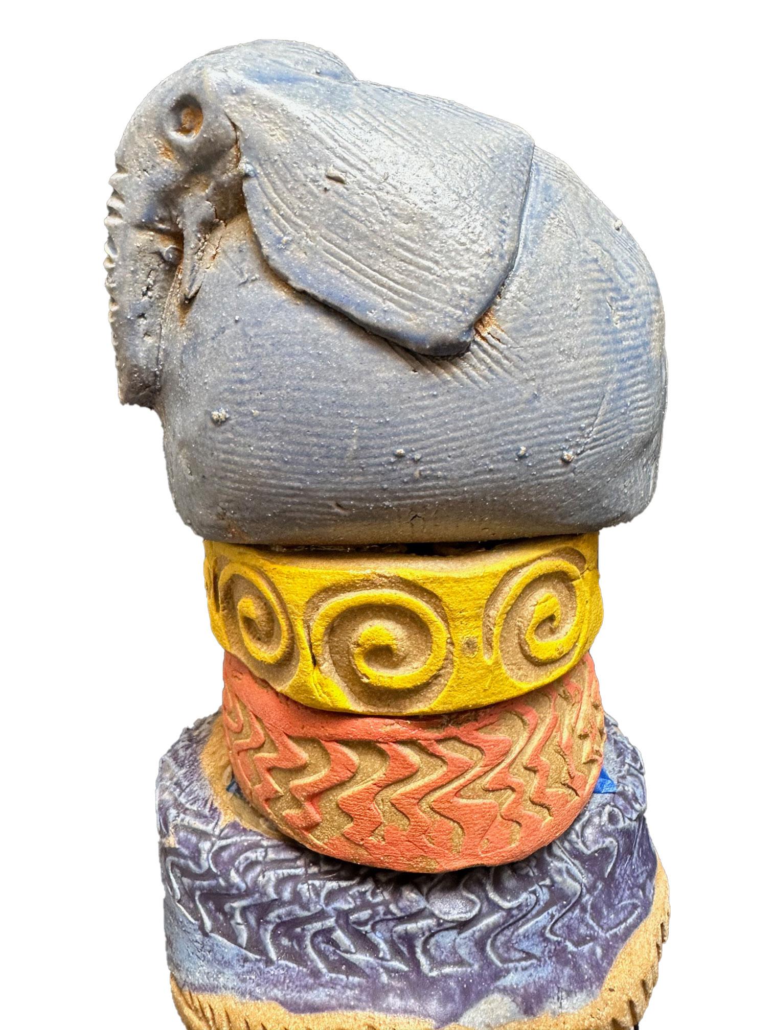 Totem Cara Azul y Elefante - Escultura de Cerámica Para Jardín Exterior o Interior en venta 1