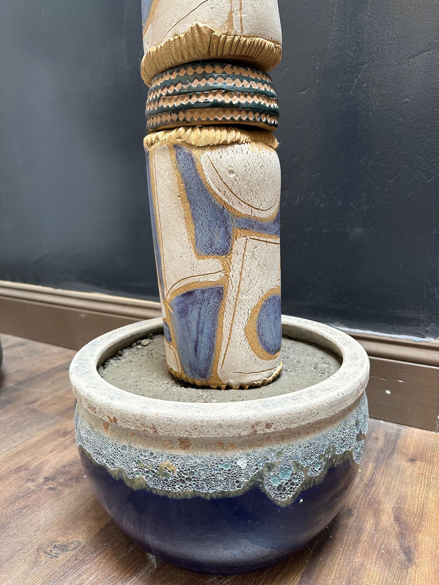 Totem Cara Azul y Elefante - Escultura de Cerámica Para Jardín Exterior o Interior en venta 4