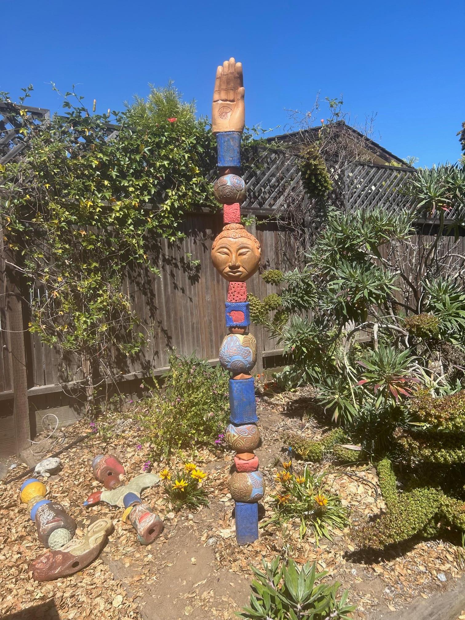Tótem de Buda Escultura de cerámica para jardín o interior de Marc Zimmerman en venta 2