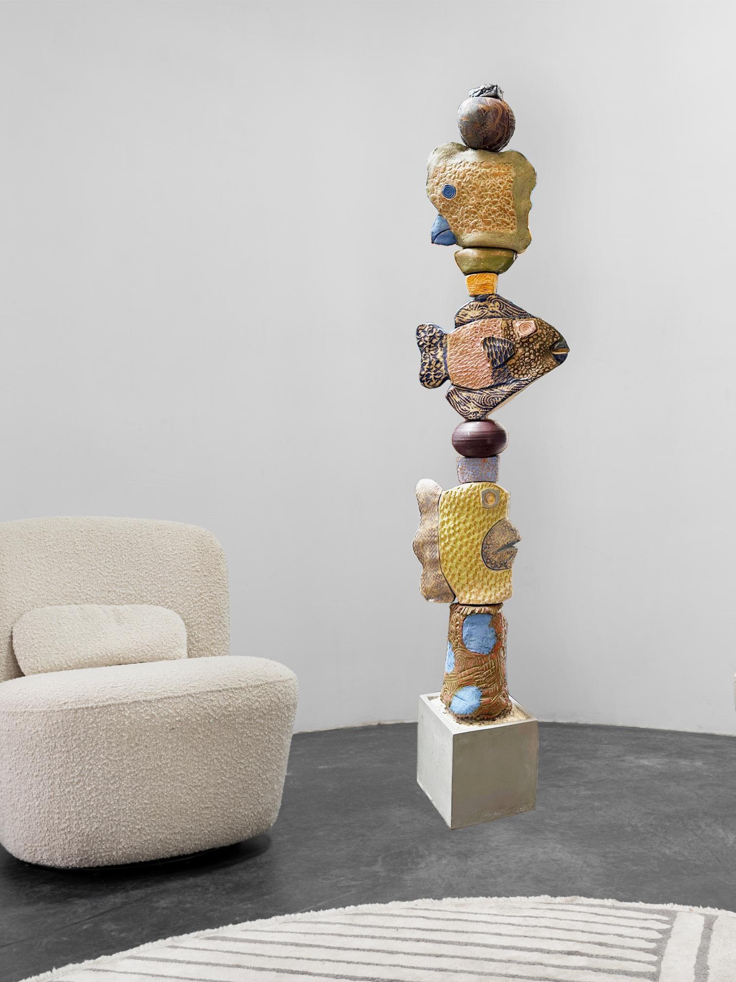 Totem Pez Mediano - Escultura de Cerámica Esmaltada Para Jardín Exterior o Interior - Sculpture de Marc Zimmerman
