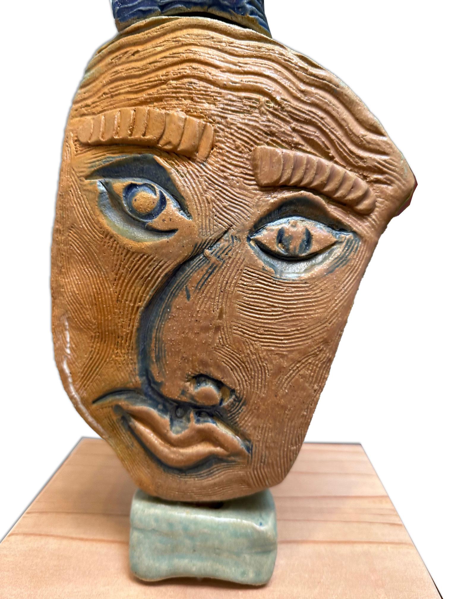 Essence océanique : Ancient Face & Fish Symbol by Marc Zimmerman - Sculpture Totem en vente 2