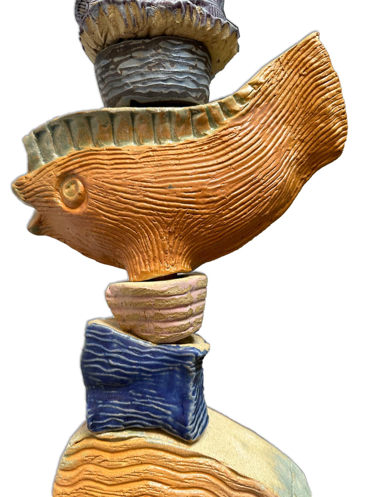 Esencia Oceánica: Rostro Antiguo y Símbolo del Pez de Marc Zimmerman - Escultura Tótem en venta 3