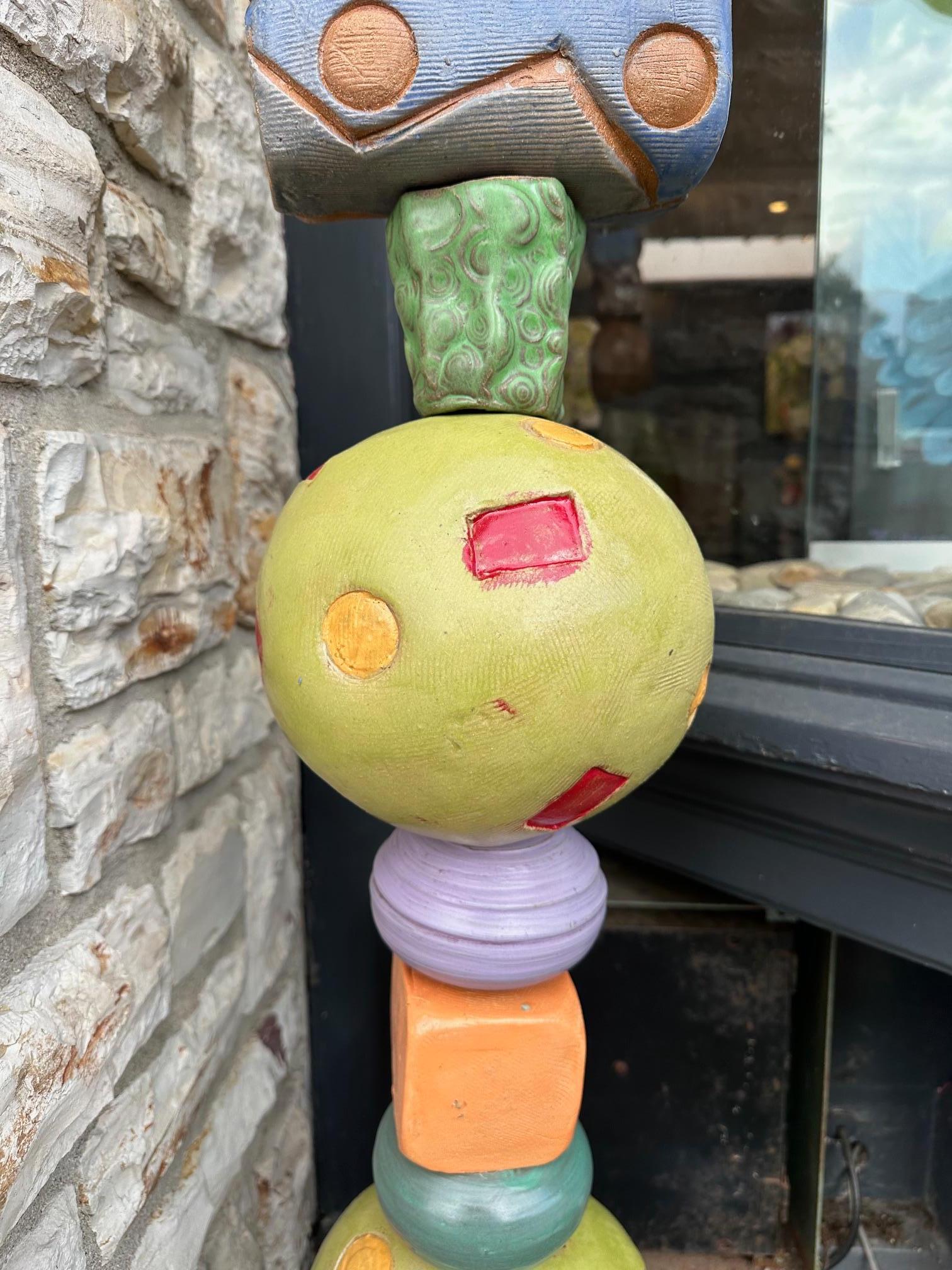 Tótem Pastel - Escultura de Cerámica Esmaltada Para Jardín Exterior o Interior en venta 1
