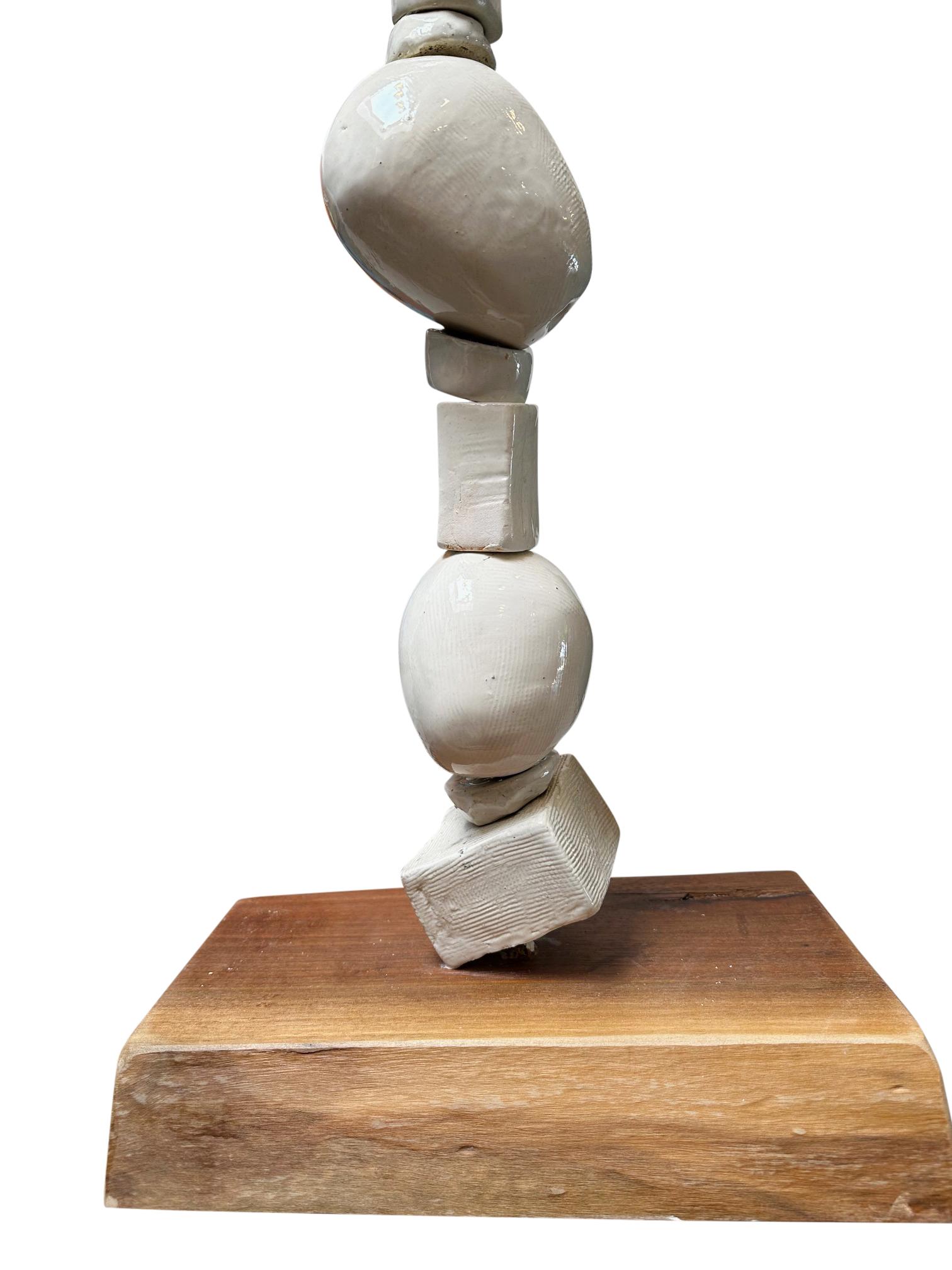 Escultura Tótem de Cerámica Plátano Blanco y Manzana Para Interior - Arte Contemporáneo

Esta obra maestra se expone actualmente en la Galería Zimmerman de Carmel, California.

--
