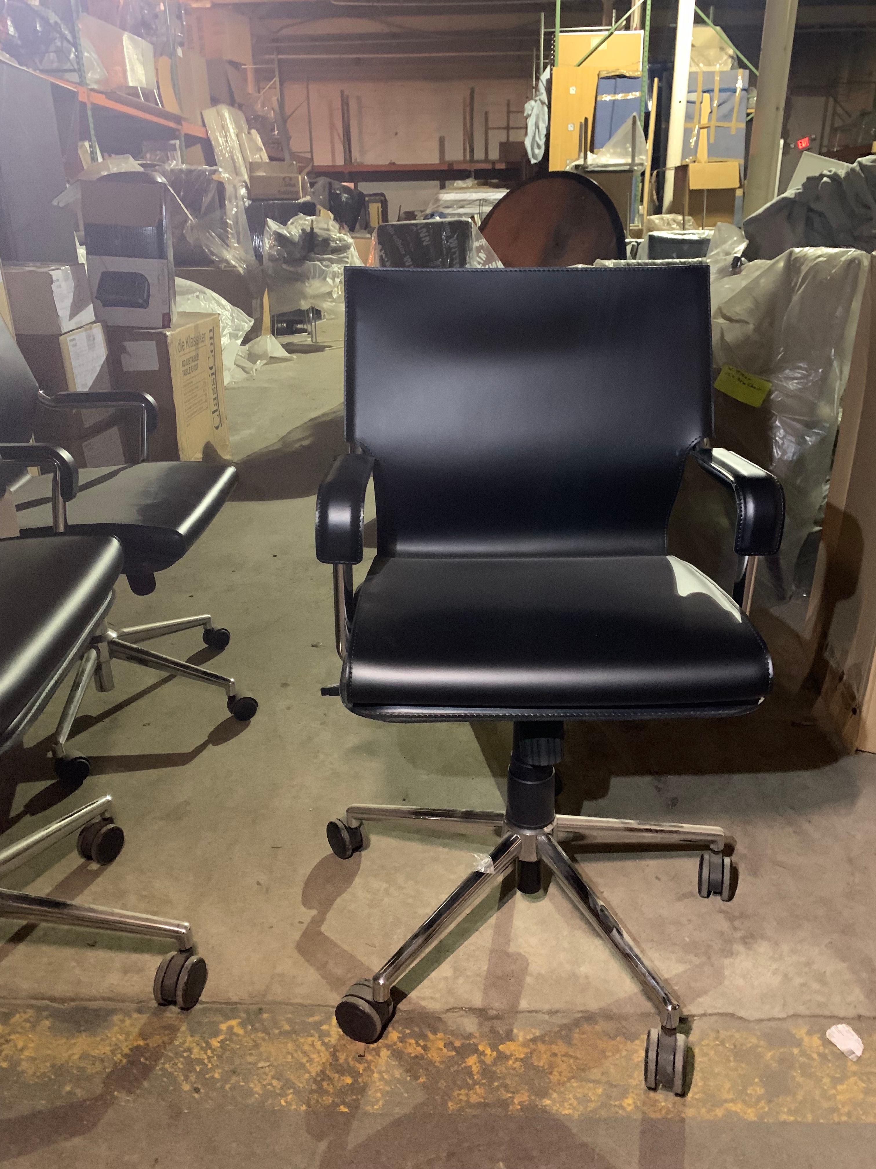 Marcatre Set of two Archizoom Black Leather Desk Chair  8