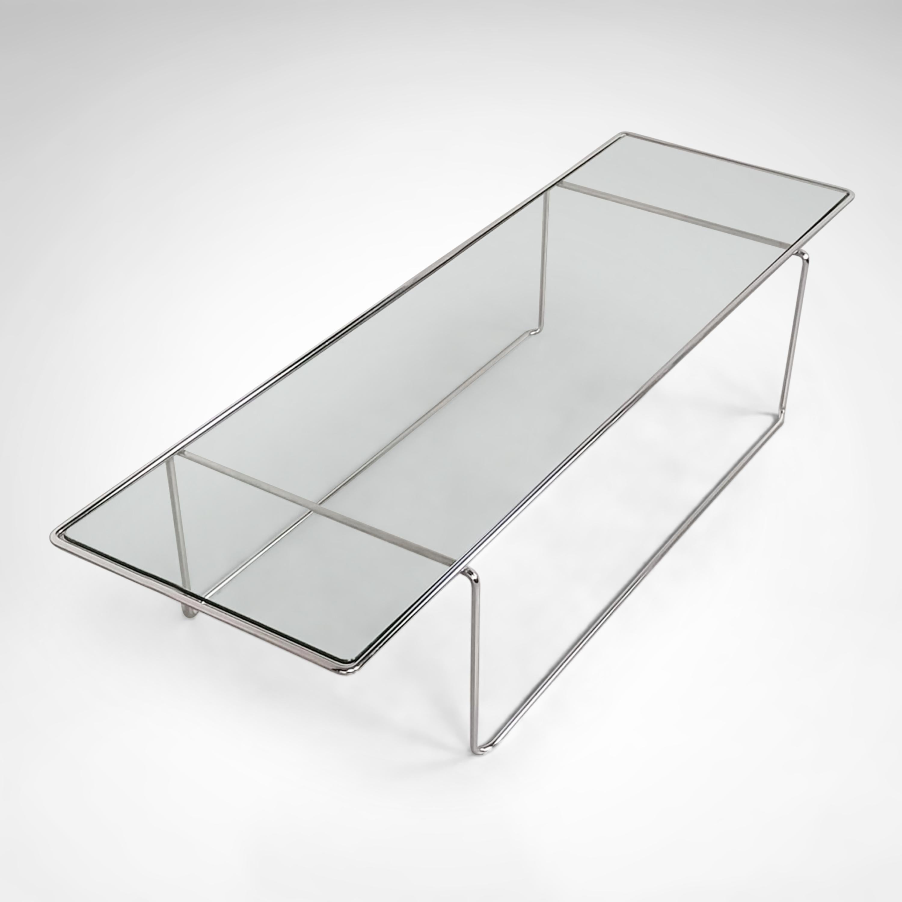 Minimalist Marcel 148 low coffee table by Kazuhide Takahama for Simon Gavina 1970s