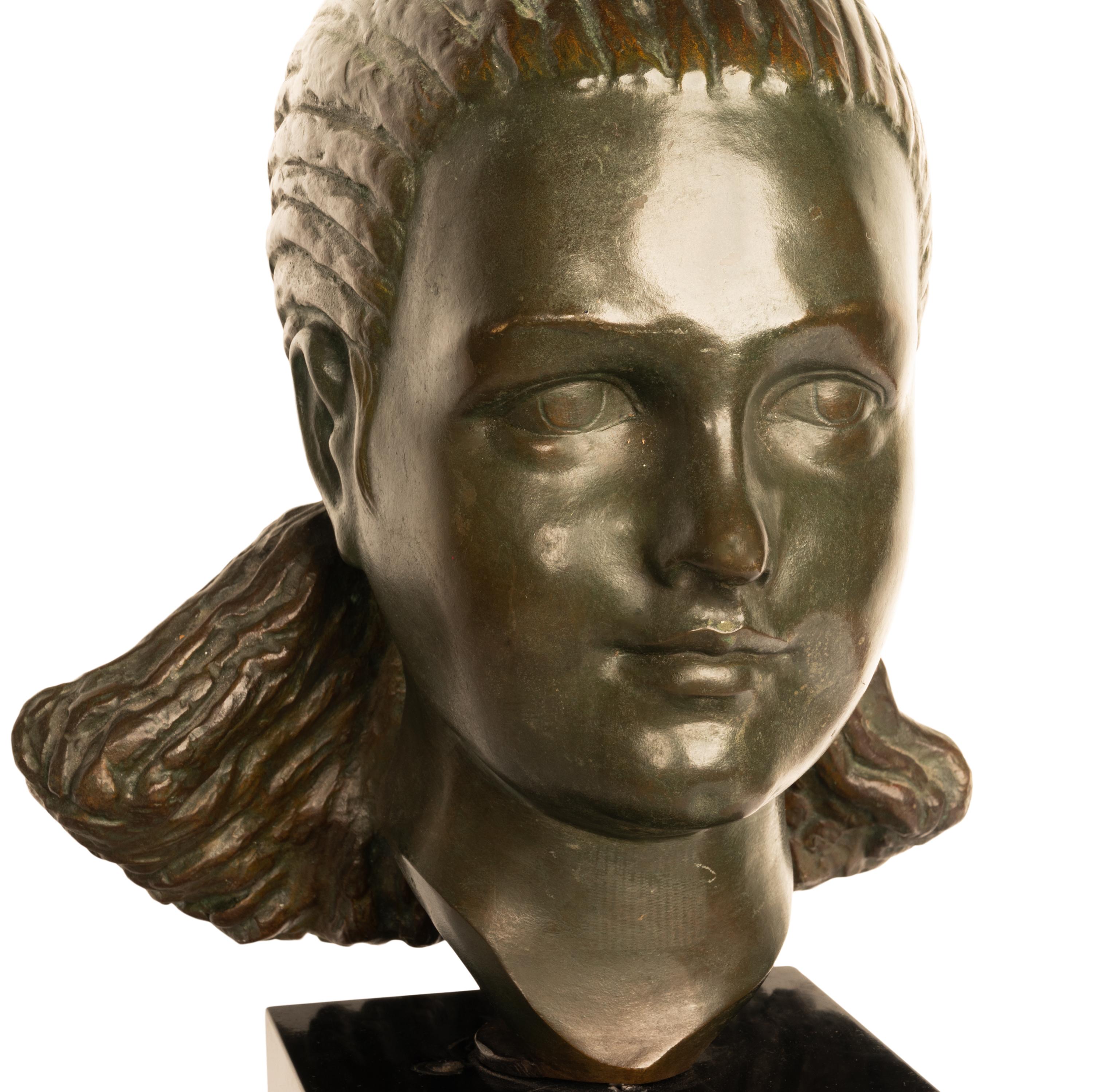 Antique French Art Deco Bronzo Busto Scultura Testa di Bella Ragazza 1920 in vendita 6