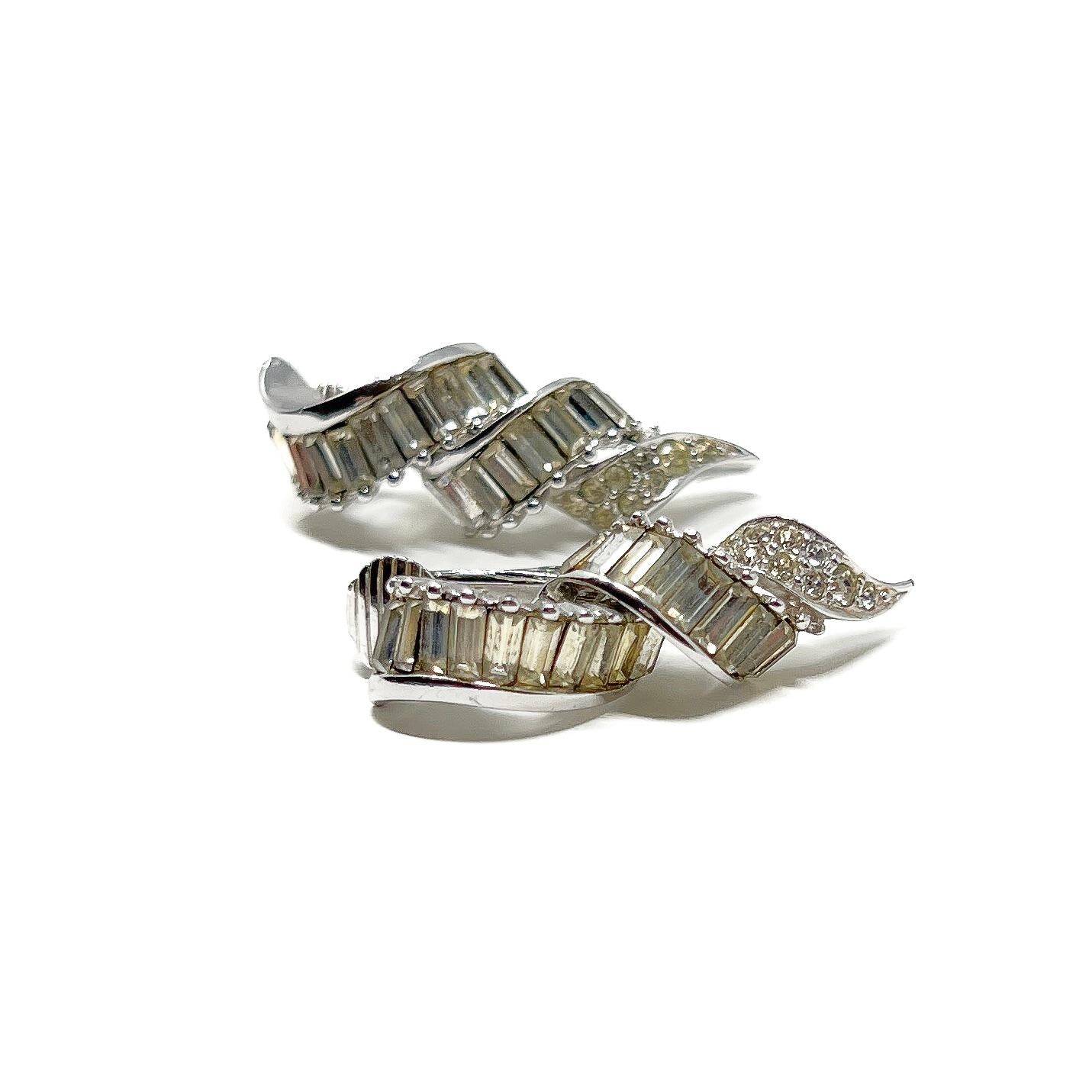 Marcel Boucher 1950s Vintage Rhinestone Ribbon Earrings For Sale 1