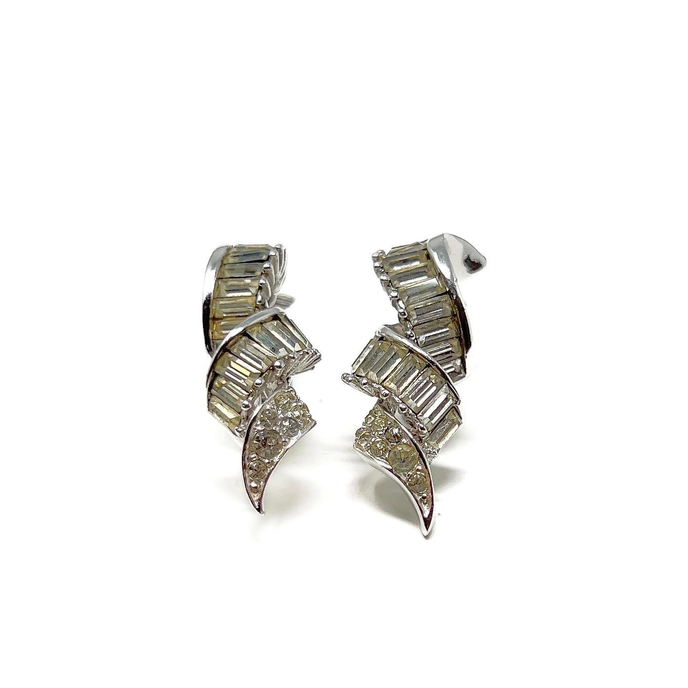 Marcel Boucher 1950s Vintage Rhinestone Ribbon Earrings For Sale 3