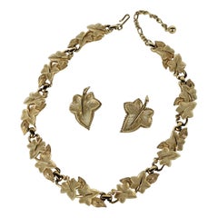 Juego de collar y pendientes Marcel Boucher Frosted Leaf