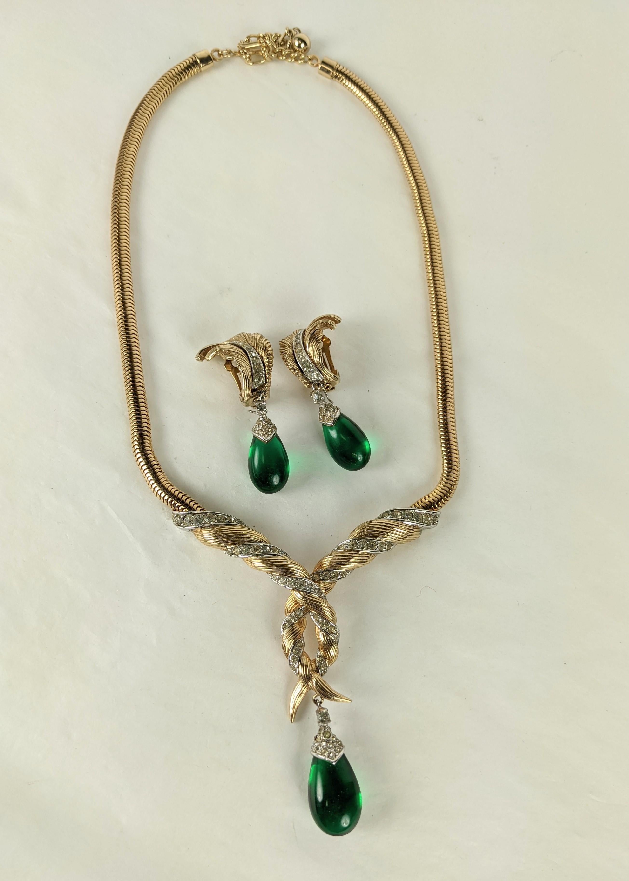 Marcel Boucher Vergoldete Smaragdtropfen-Halskette und -Ohrringe für Damen oder Herren im Angebot