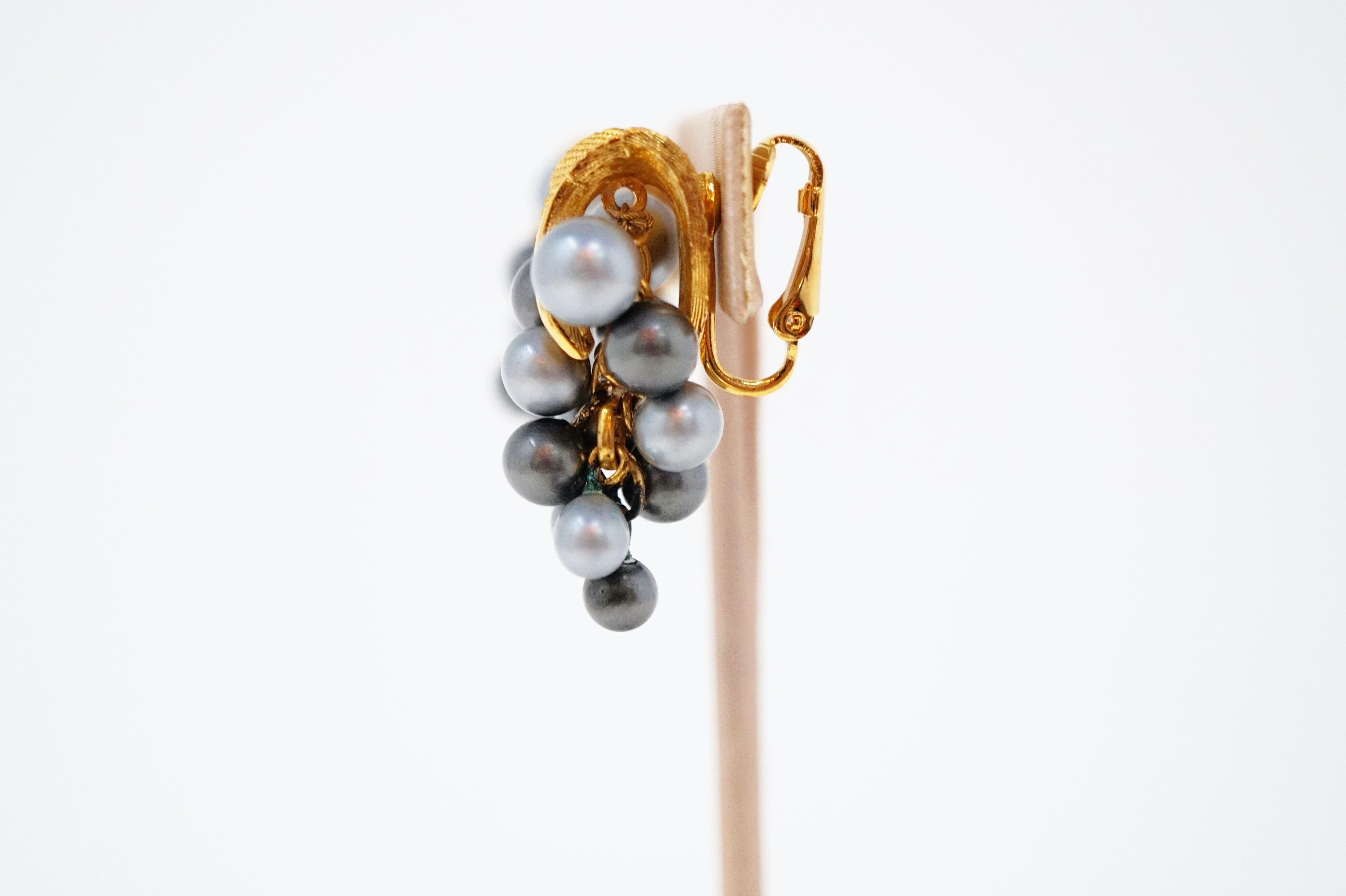 Marcel Boucher Pearl Grape Demi-Parure Brooch and Earrings Set, circa 1960 11