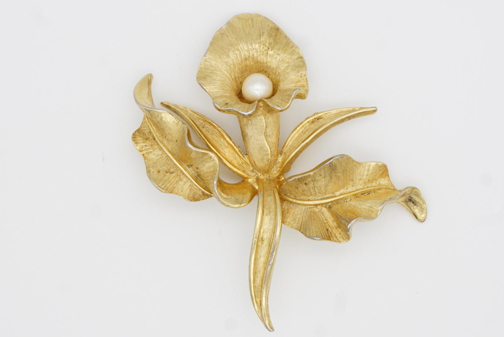 Marcel Boucher Vintage Large White Pearl Orchid Flourish Flower Leaf Gold Brooch 3
