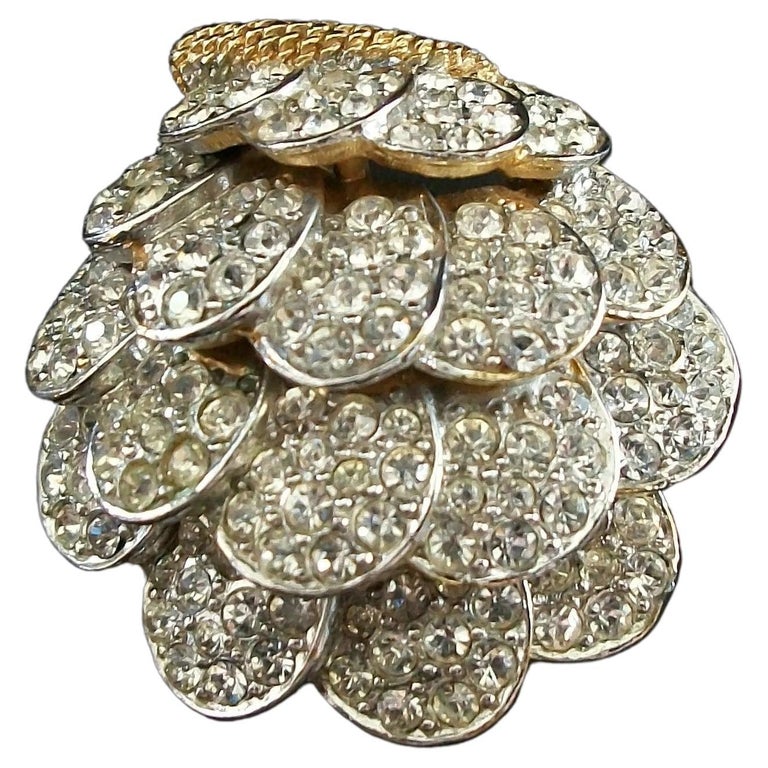 Broche Vintage Ciner Strass - Signée - Bijou Ancien En Métal - Occasion