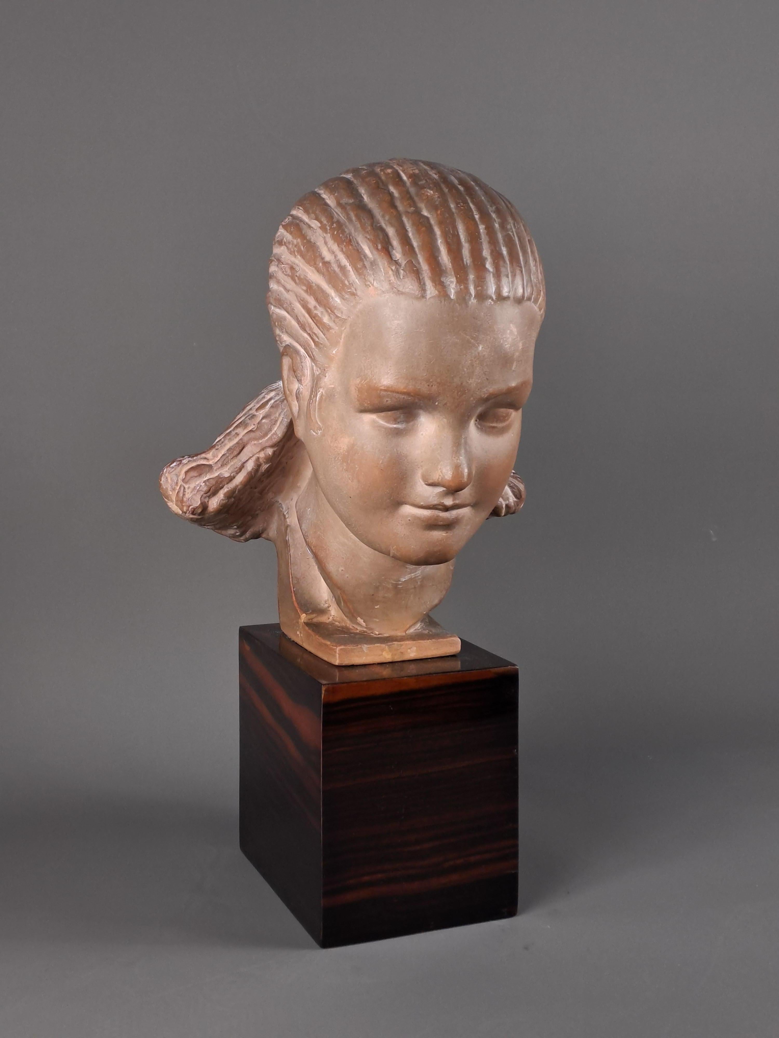 Marcel Bouraine - Terracotta Sculpture - Bust Of Woman For Sale 4