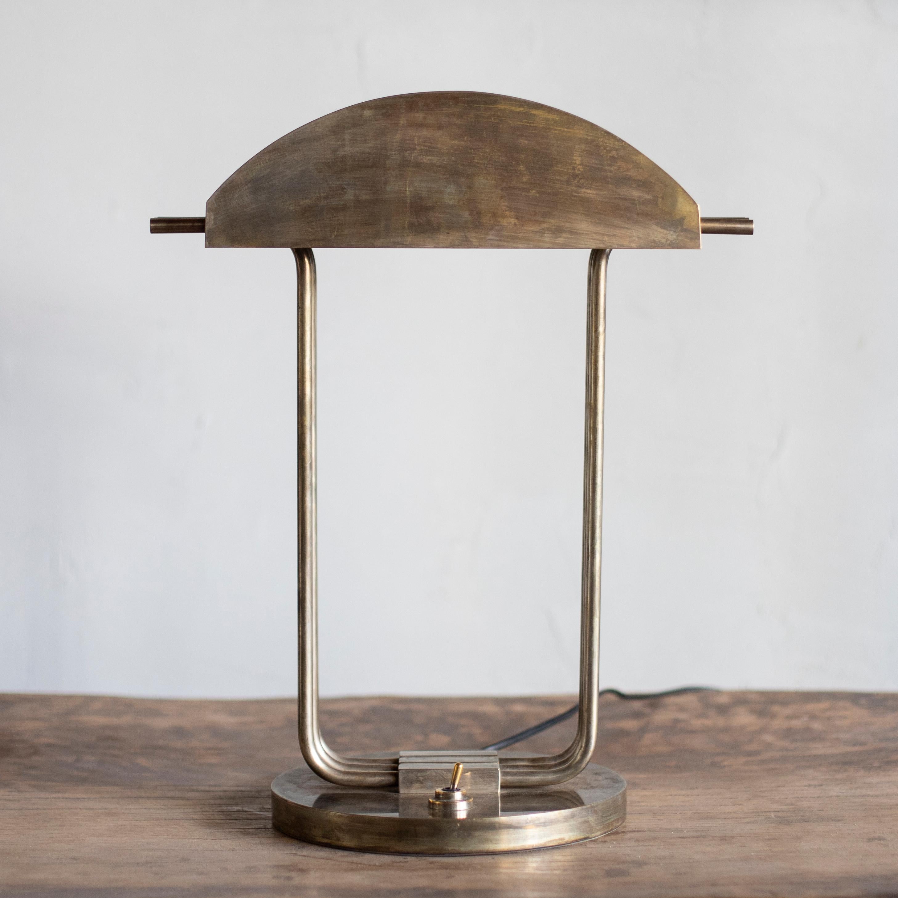 This very beautiful Art Deco desk lamp was designed by Marcel Breuer for the International Exposition of Modern Industrial and Decorative Arts in Paris. E26 socket.
  