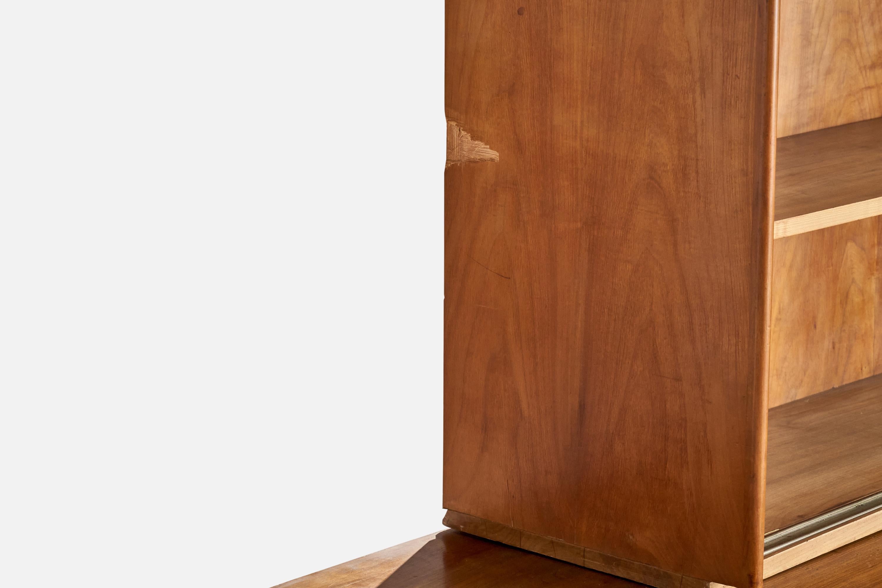 Marcel Breuer Attribution, Sideboard, Cherry, Glass, Germany, 1925 For Sale 11