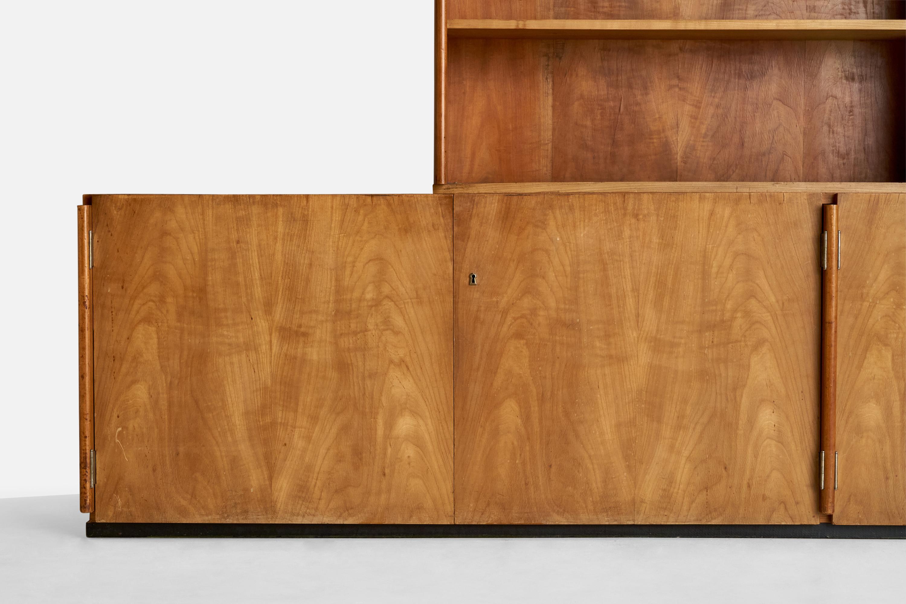 Marcel Breuer Attribution, Sideboard, Cherry, Glass, Germany, 1925 For Sale 2