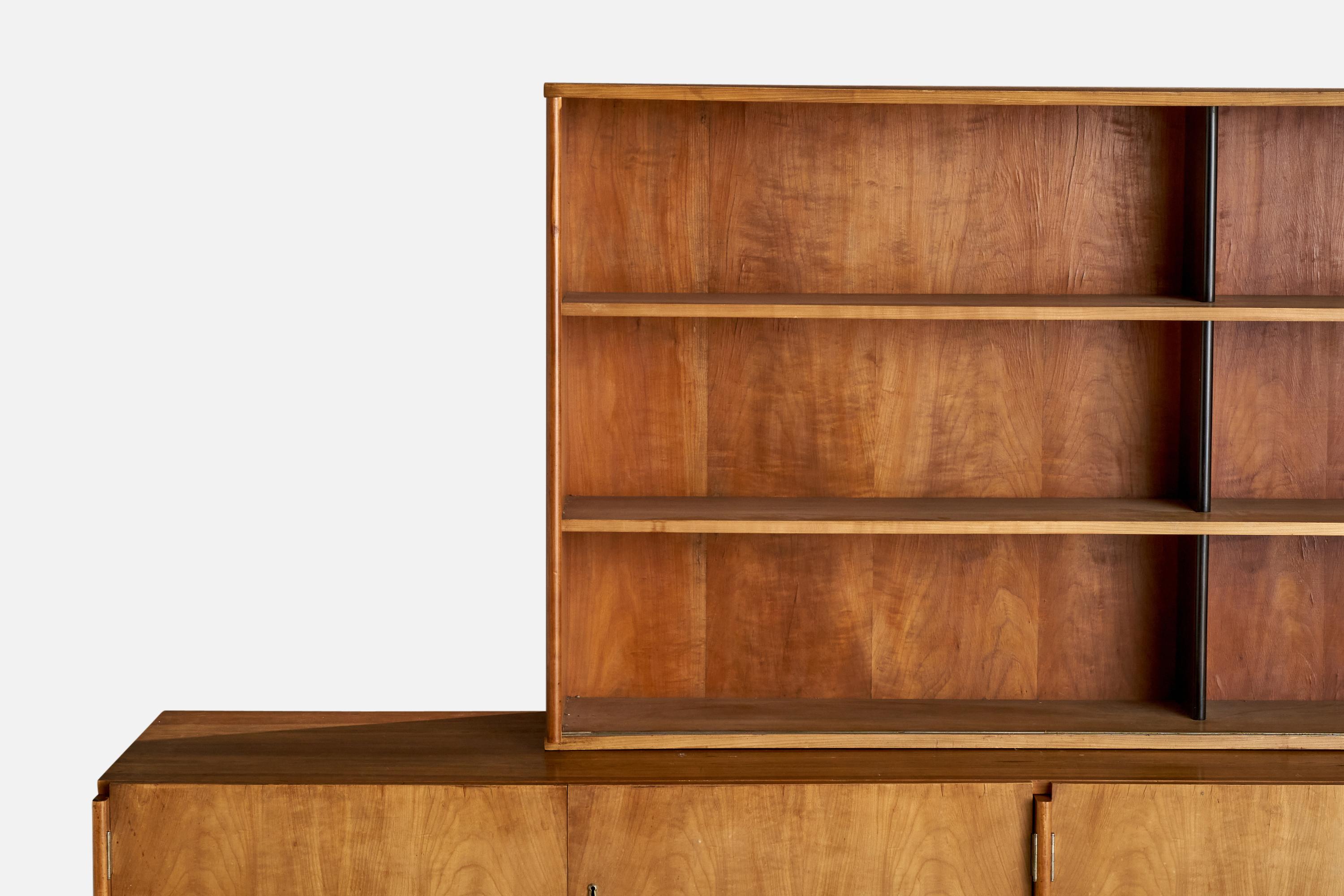Marcel Breuer Attribution, Sideboard, Cherry, Glass, Germany, 1925 For Sale 3