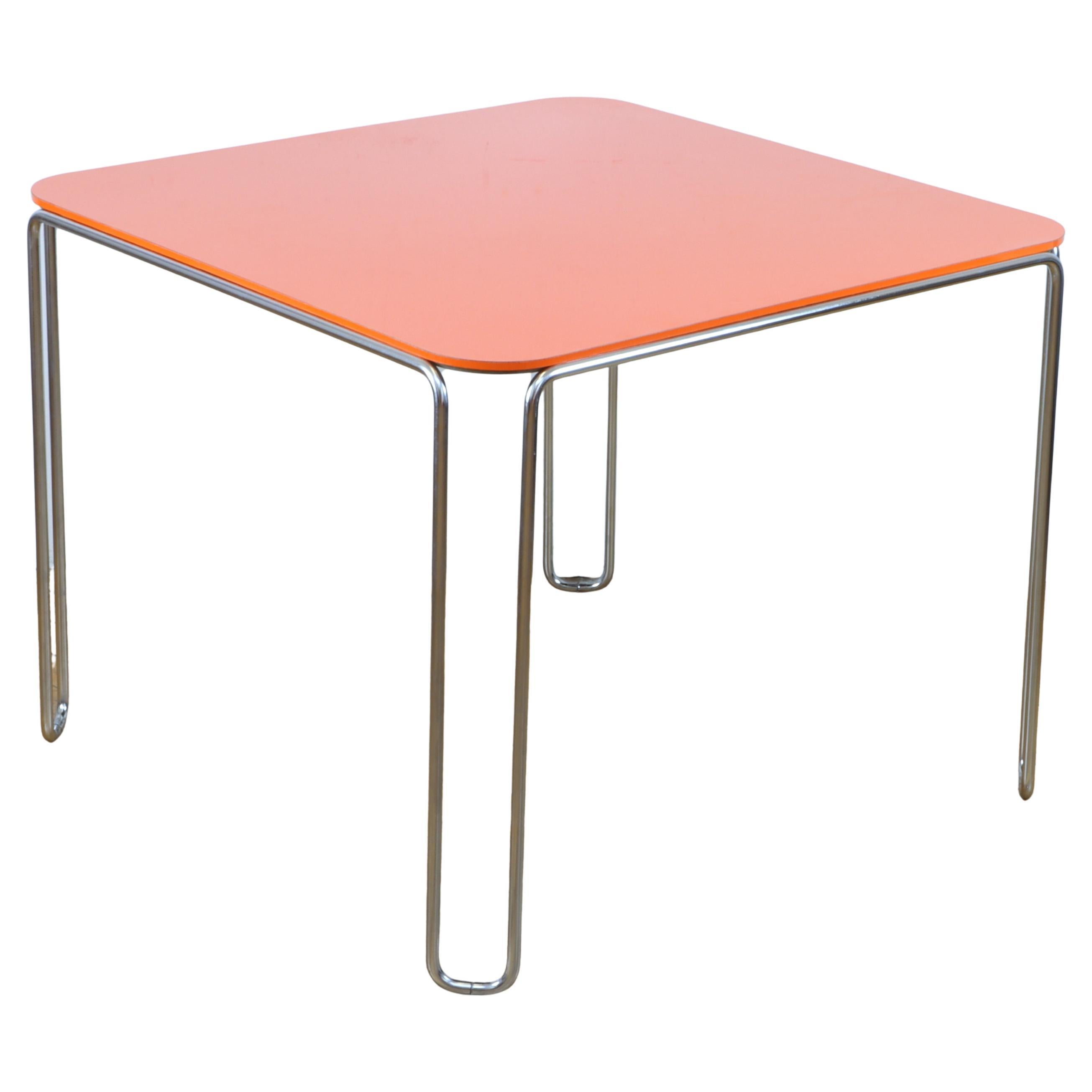 Tavolo da pranzo B10 di Marcel Breuer