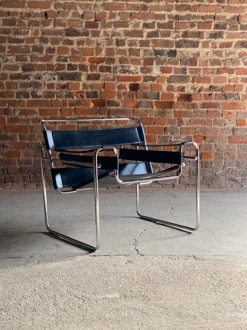 Marcel Breuer B3 Wassily Lounge Chair by Knoll, Circa 1970 For Sale 5