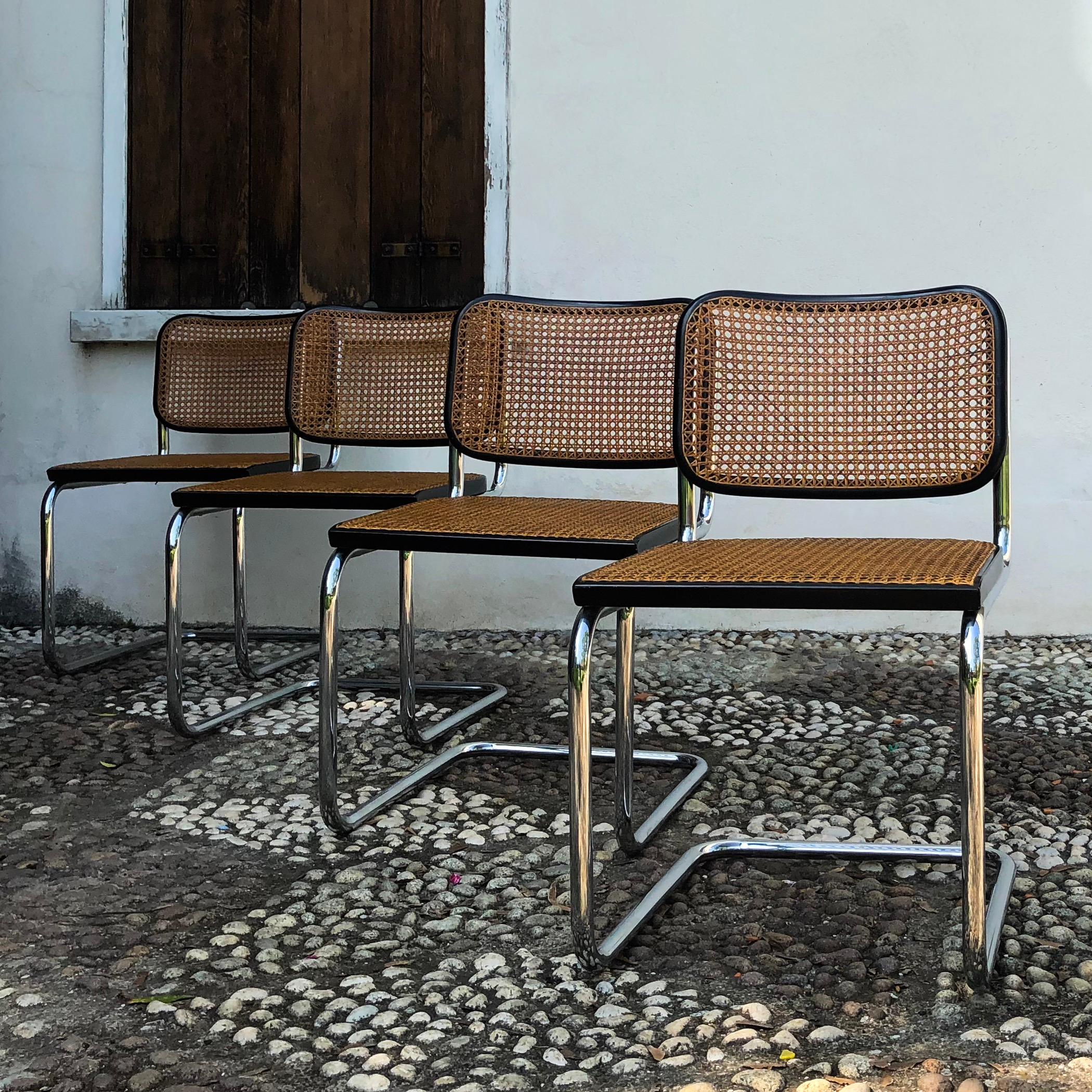 Mid-20th Century Marcel Breuer B32 Cesca Dining Room Chairs for Gavina Knoll, 1963, Set of 4 For Sale