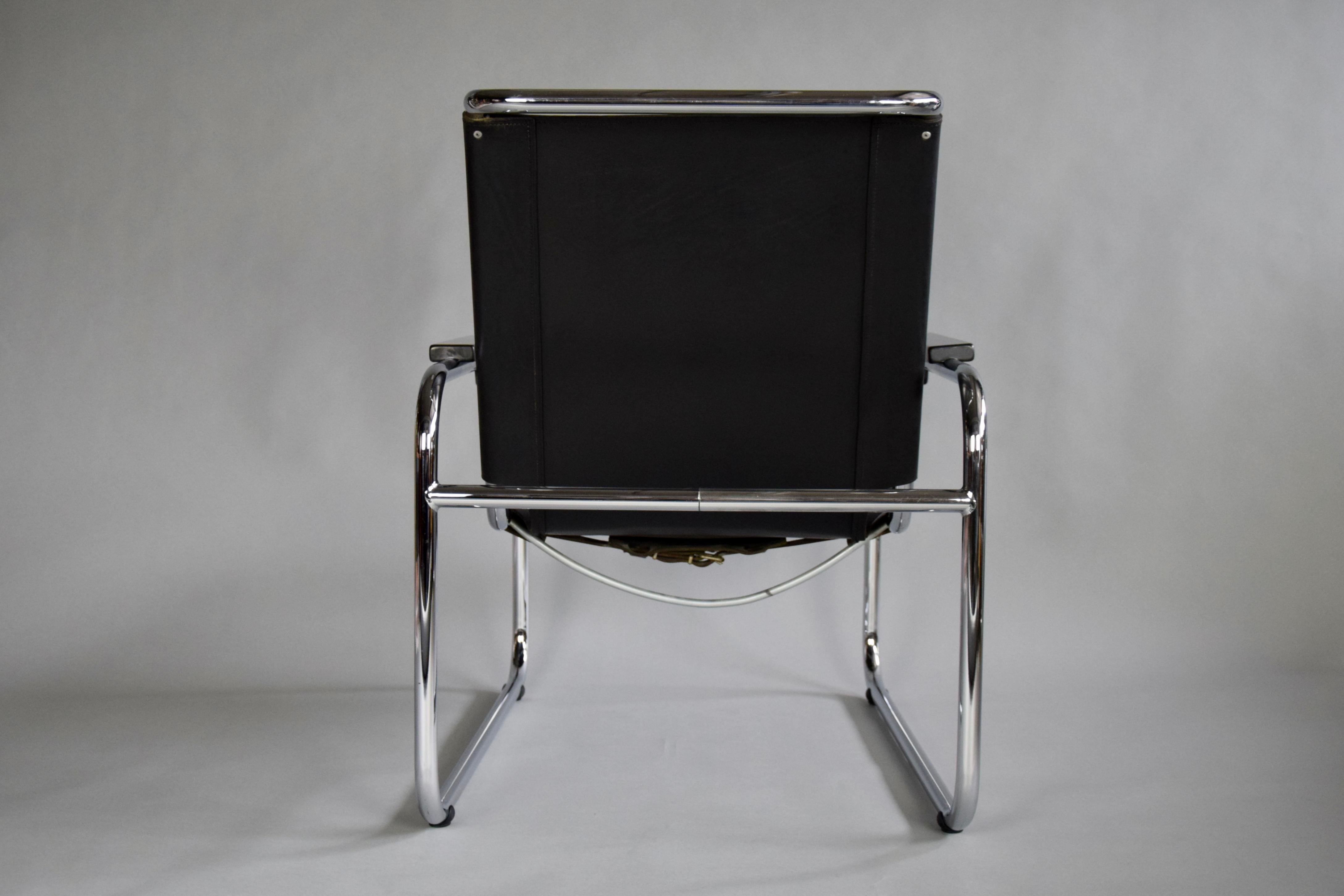Marcel Breuer B35 Black and Chrome Lounge Chairs For Sale 1