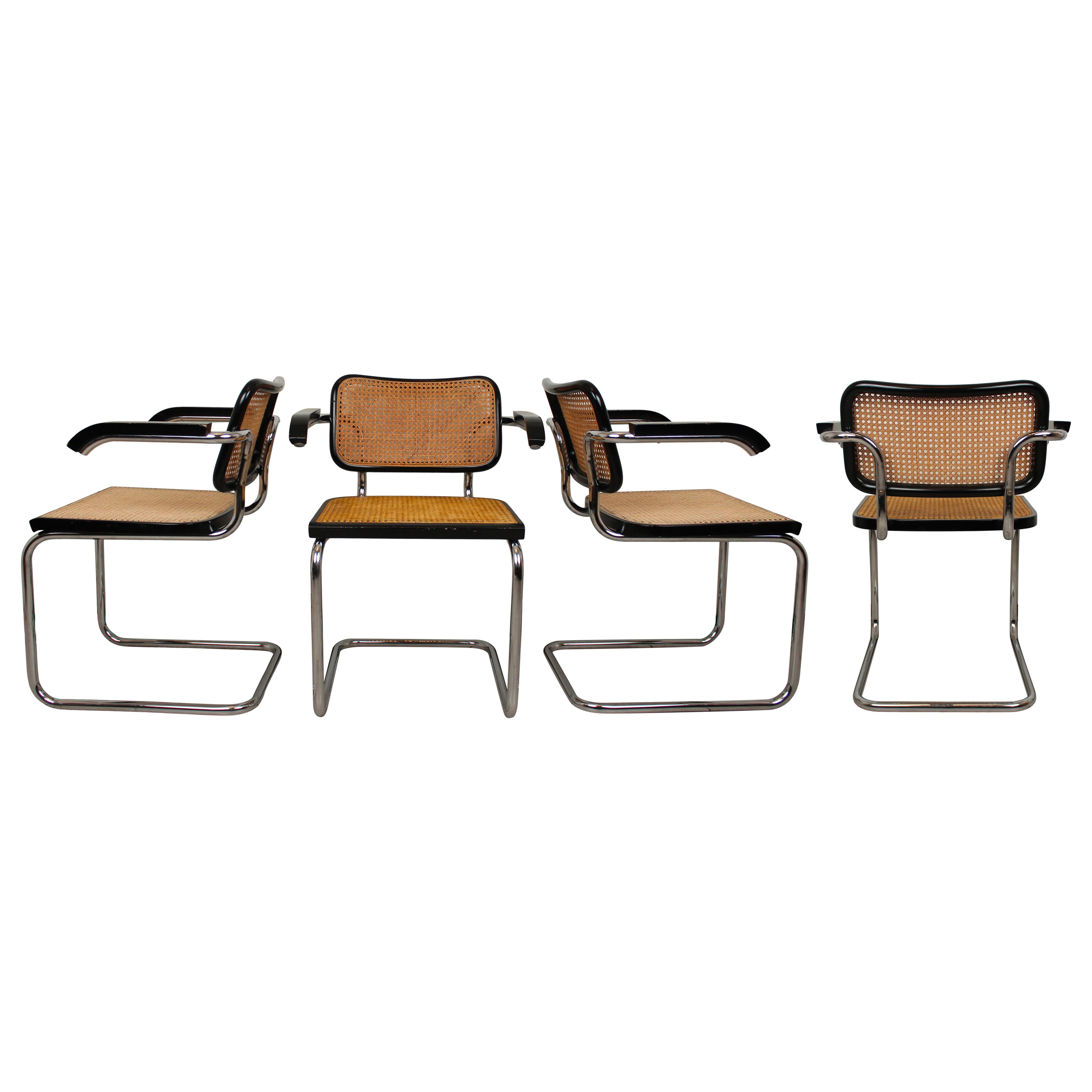 Marcel Breuer B64 Cesca Dining Room Arm Chair for Gavina Knoll, 1968, Set of 4 In Good Condition In Vicenza, IT