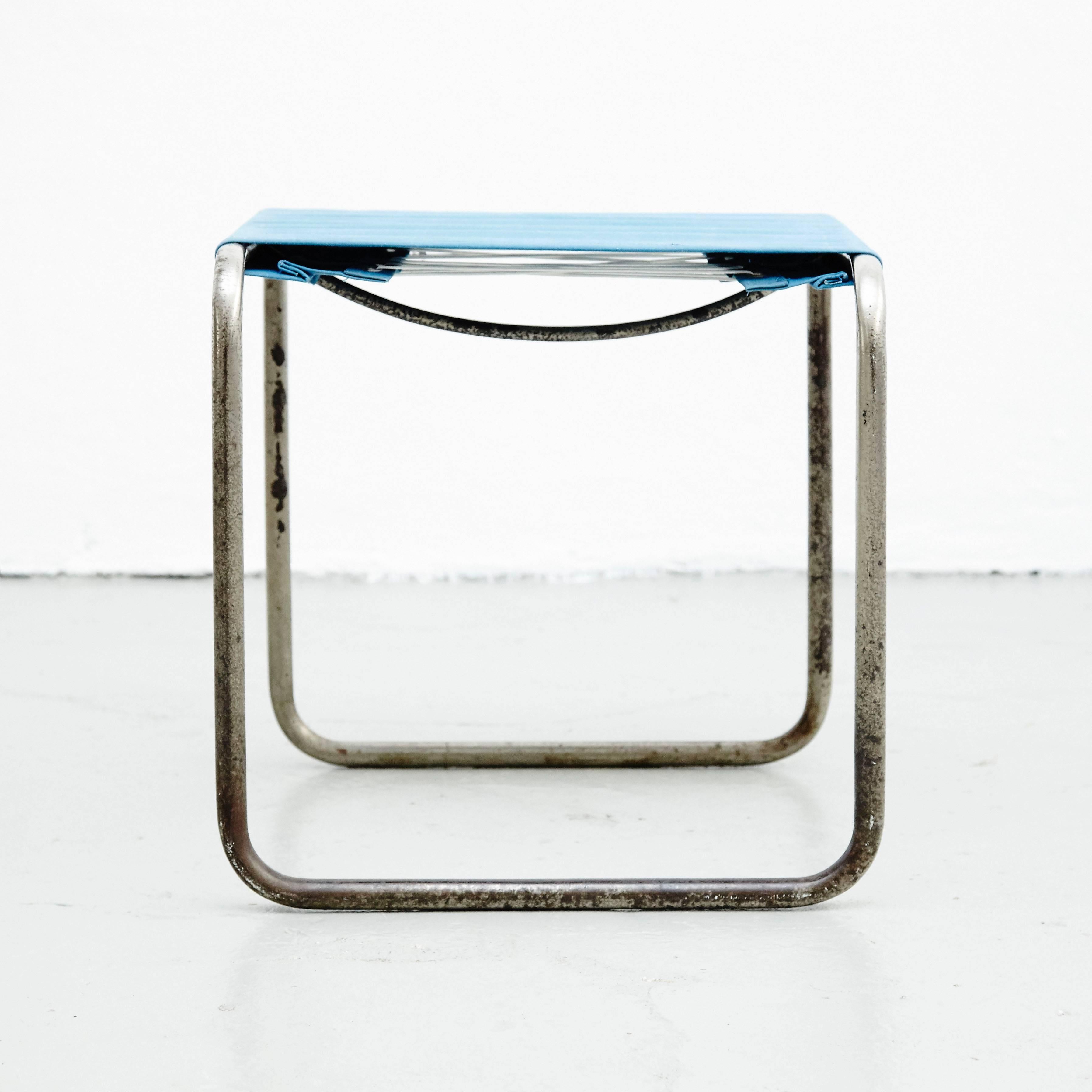 Marcel Breuer B9T Stool for Thonet with Blue Fabric and Metal Tube, circa 1930 In Good Condition In Barcelona, Barcelona