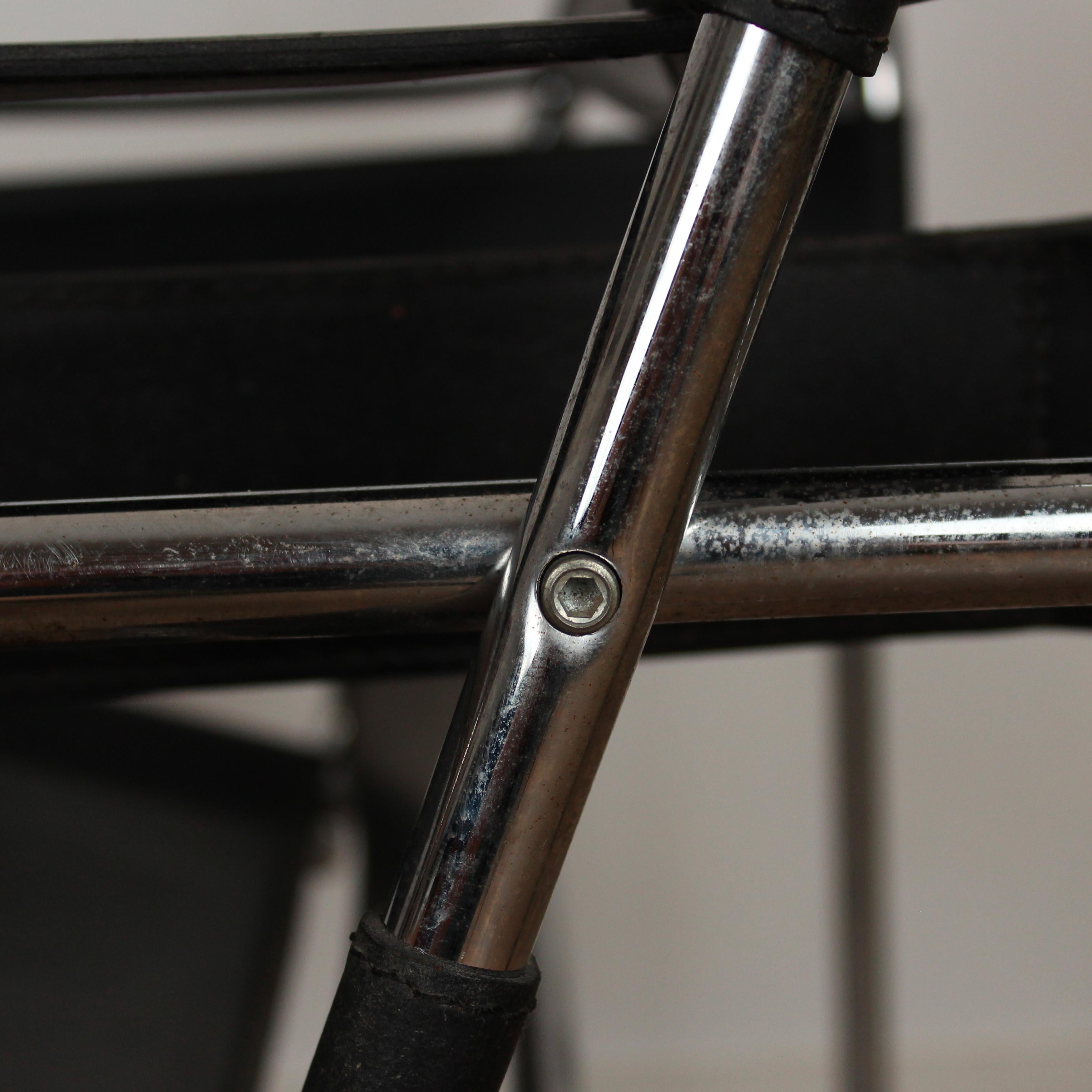Marcel Breuer Bauhaus Black Leather and Chrome Model B3 Wassily Armchair, 1973 For Sale 14