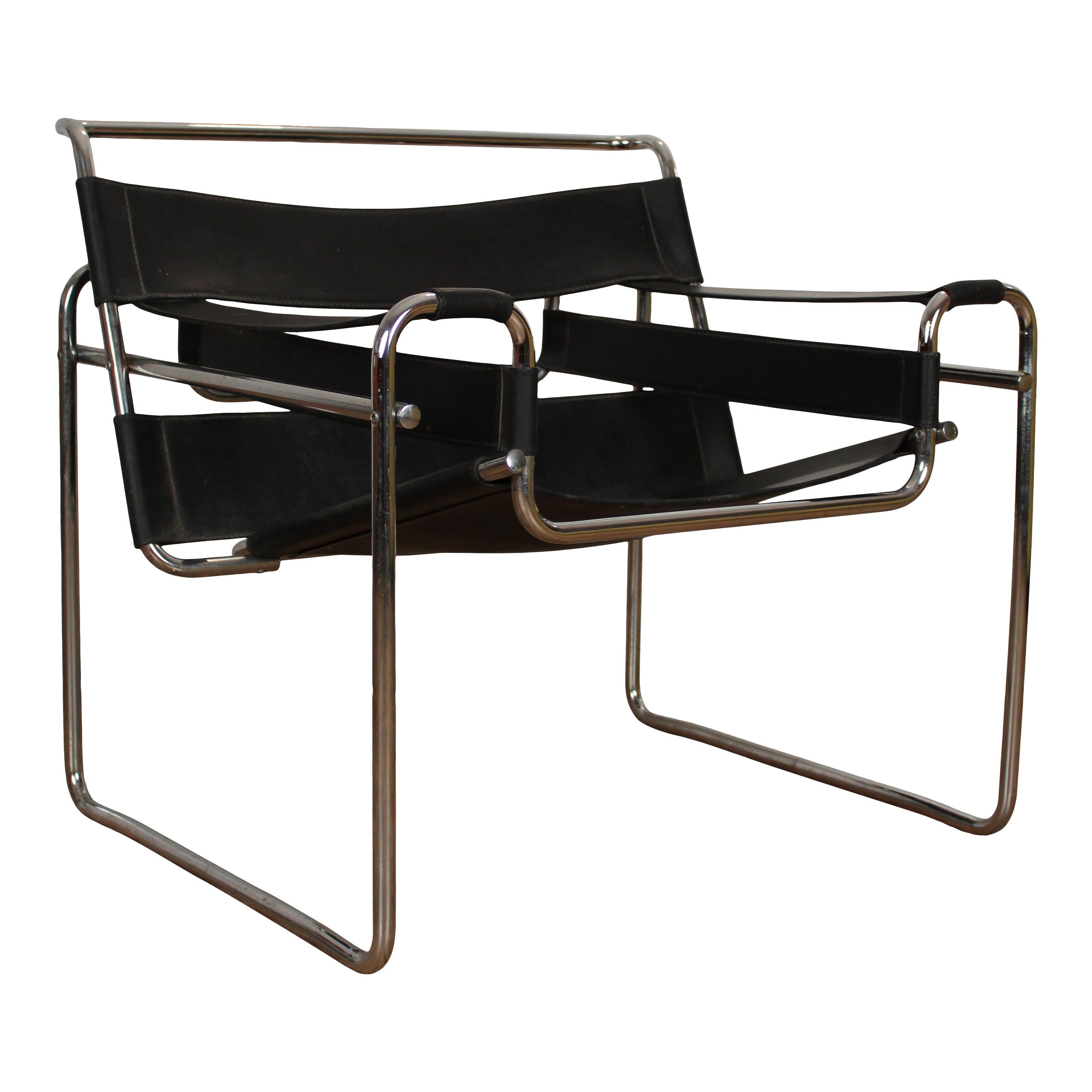 Marcel Breuer Bauhaus Black Leather and Chrome Model B3 Wassily Armchair, 1973 For Sale 1