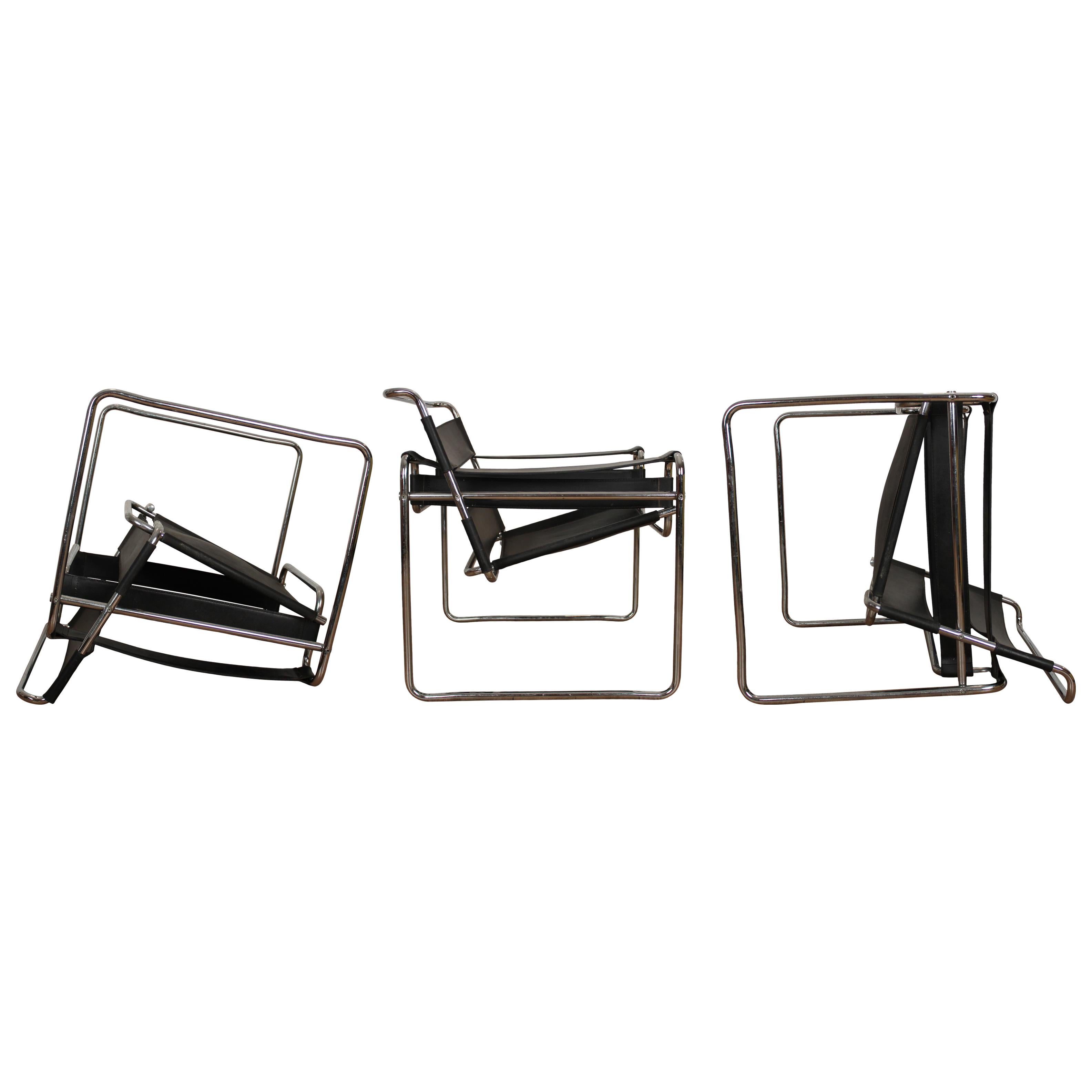 Mid-20th Century Marcel Breuer Bauhaus Black Leather Model B3 Wassily Armchair, 1973, Set of 3 For Sale
