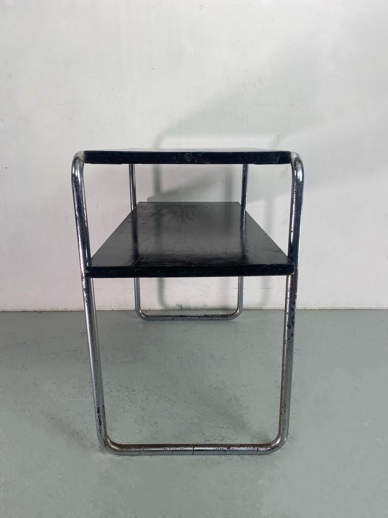Marcel Breuer Bauhaus side table B12 - Thonet For Sale 4