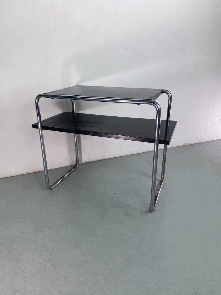 Marcel Breuer Bauhaus side table B12 - Thonet For Sale 6