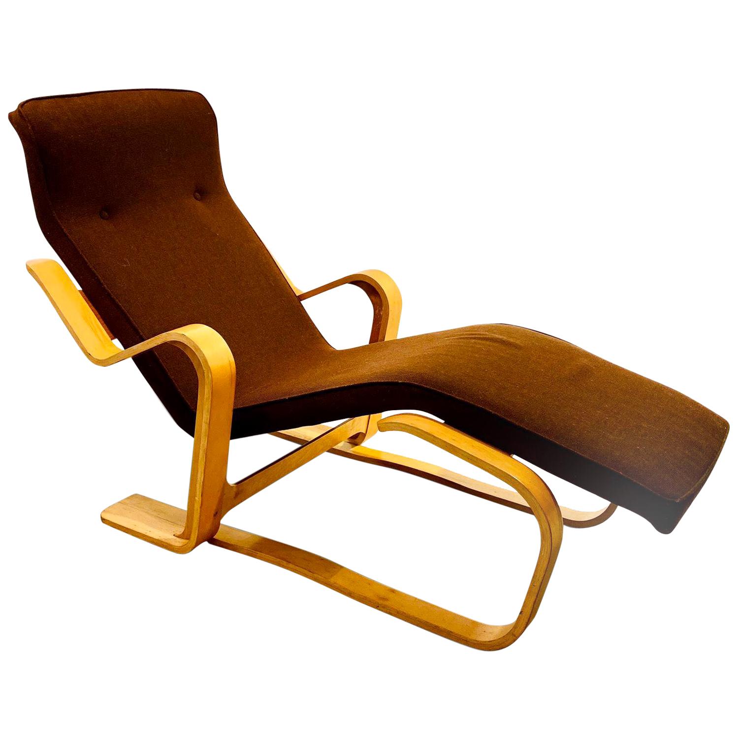 Marcel Breuer Bent Wood Long Chair by Isokon, 1960s
