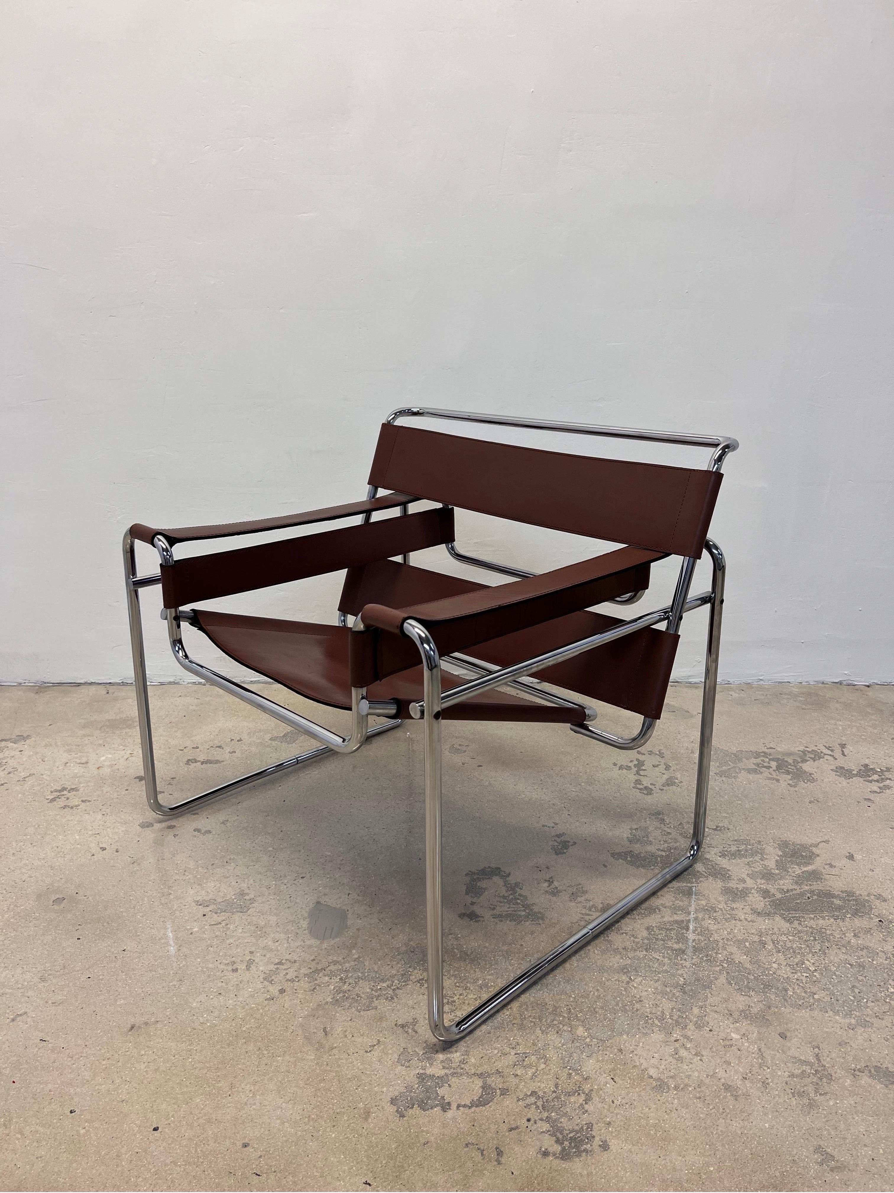 Bauhaus Marcel Breuer Brown Leather and Chrome Wassily Chairs by Gavina Spa, a Pair