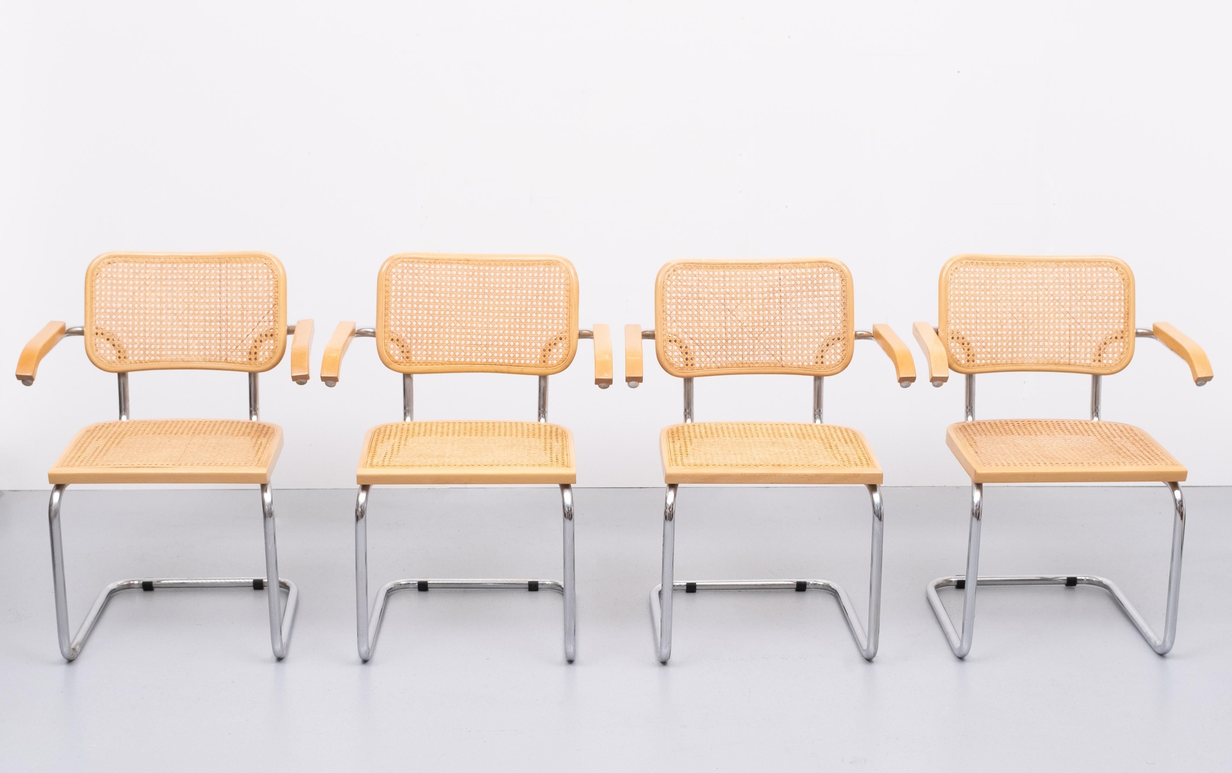 Marcel Breuer Cantilever Cesca Armchair, 1970s  In Good Condition In Den Haag, NL