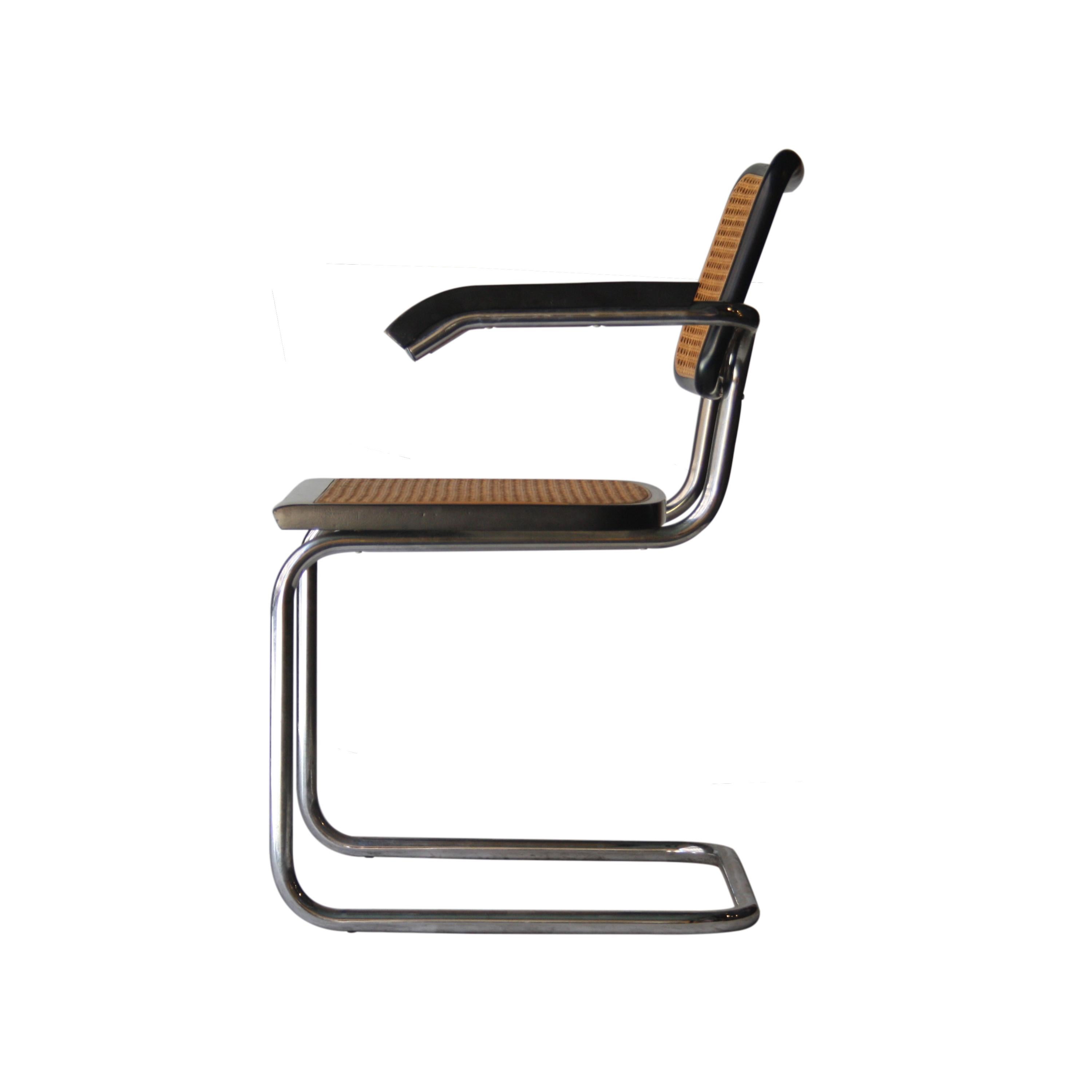 Marcel Breuer Cesca B-64 Gavina Chromed Black Wood Set of 4 Chairs, Italy, 1960 In Good Condition In Madrid, ES