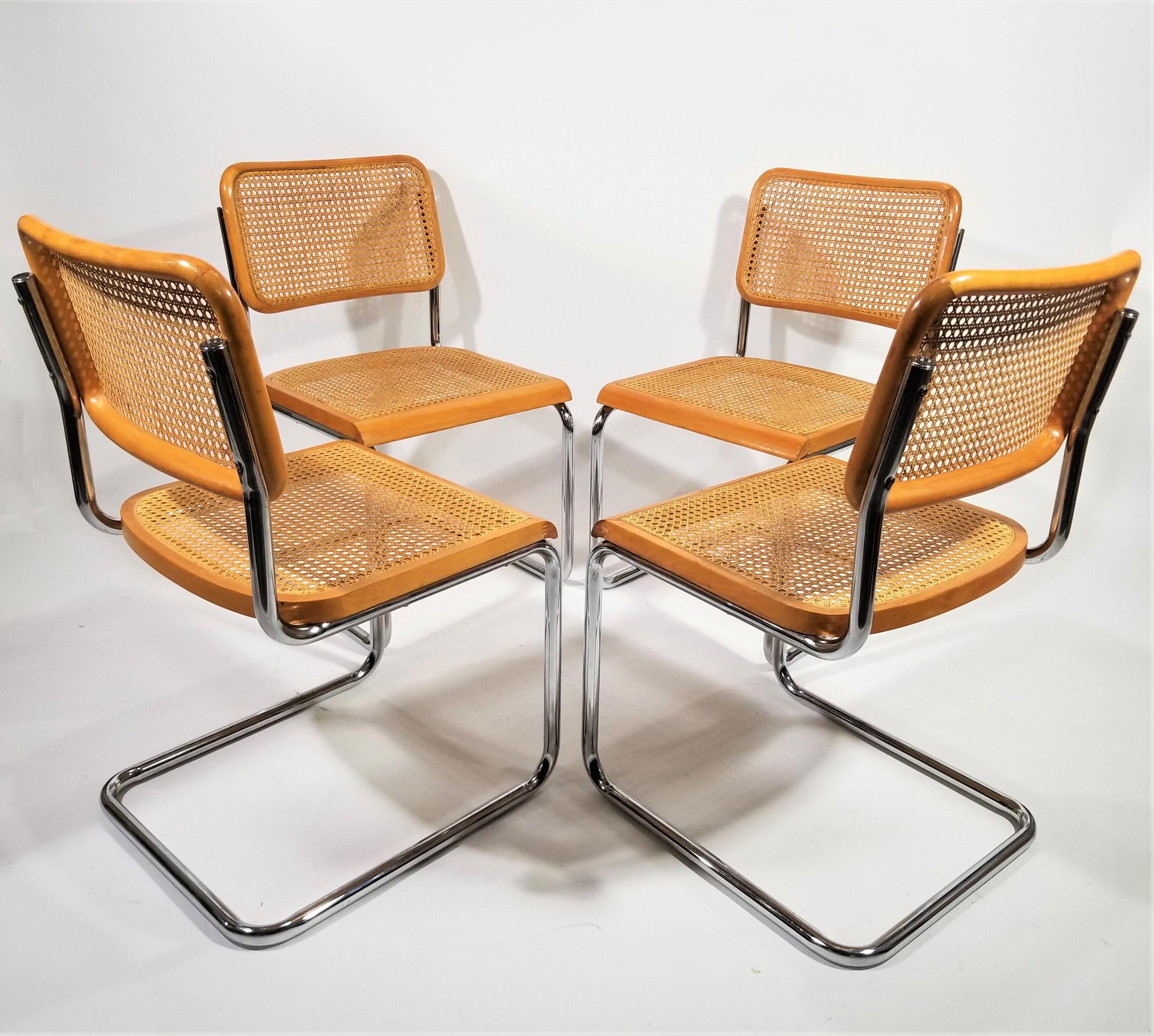  Marcel Breuer Cesca-Stühle, 4er-Set, Mitte des Jahrhunderts (Moderne der Mitte des Jahrhunderts) im Angebot