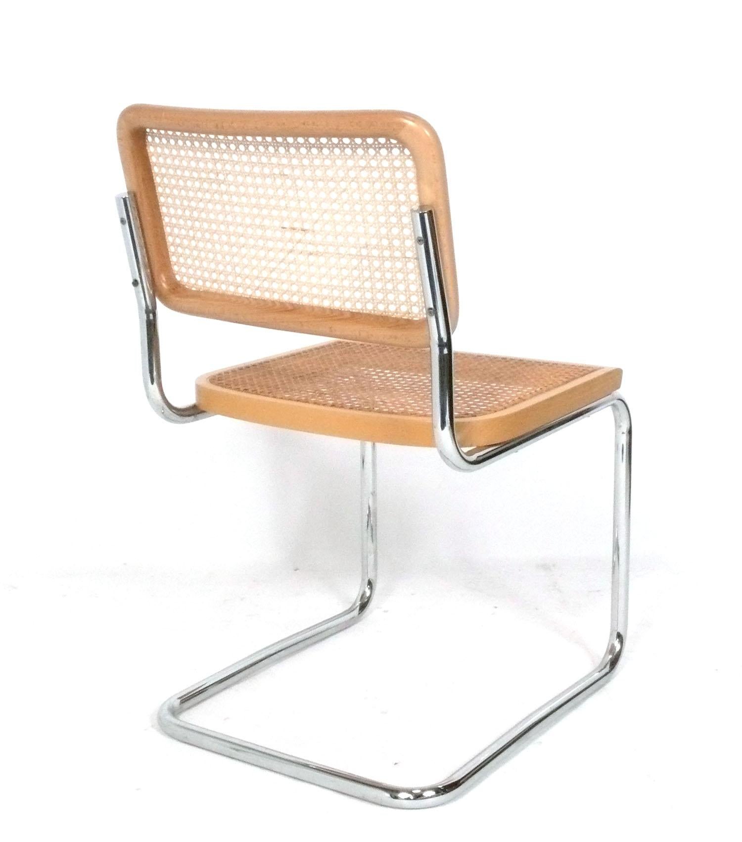 Italiano Set di quattro sedie da pranzo Marcel Breuer Cesca in vendita