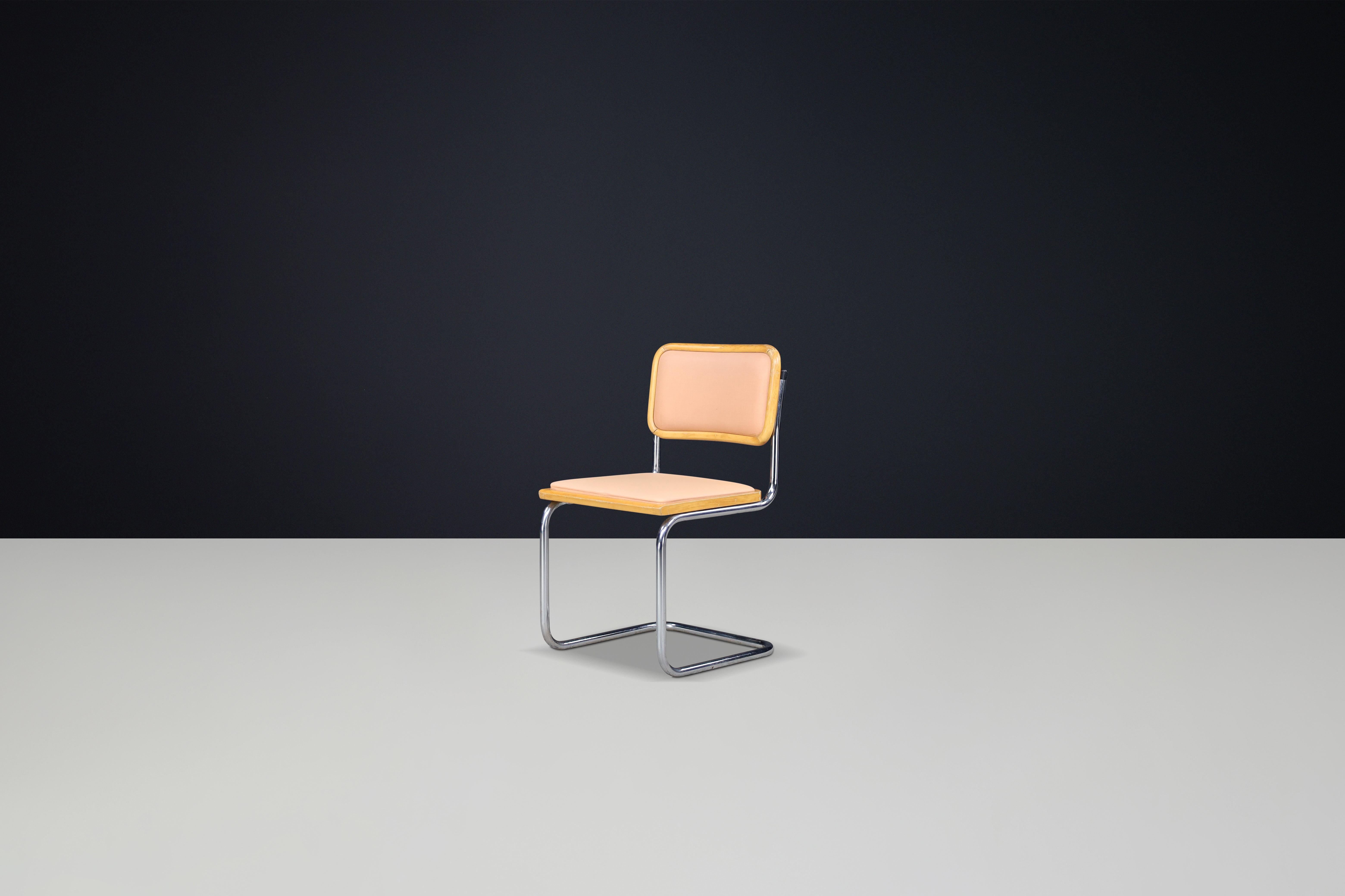 Italiano Sedie da sala da pranzo Marcel Breuer Cesca - Cromo, legno e pelle, Italia anni '70 in vendita